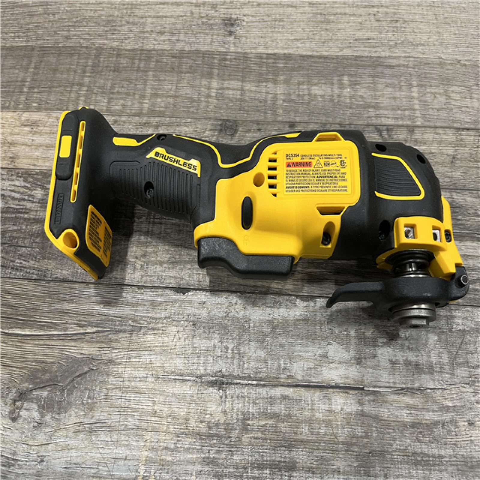AS-IS DEWALT ATOMIC 20V MAX Cordless Brushless Oscillating Multi Tool (Tool Only)