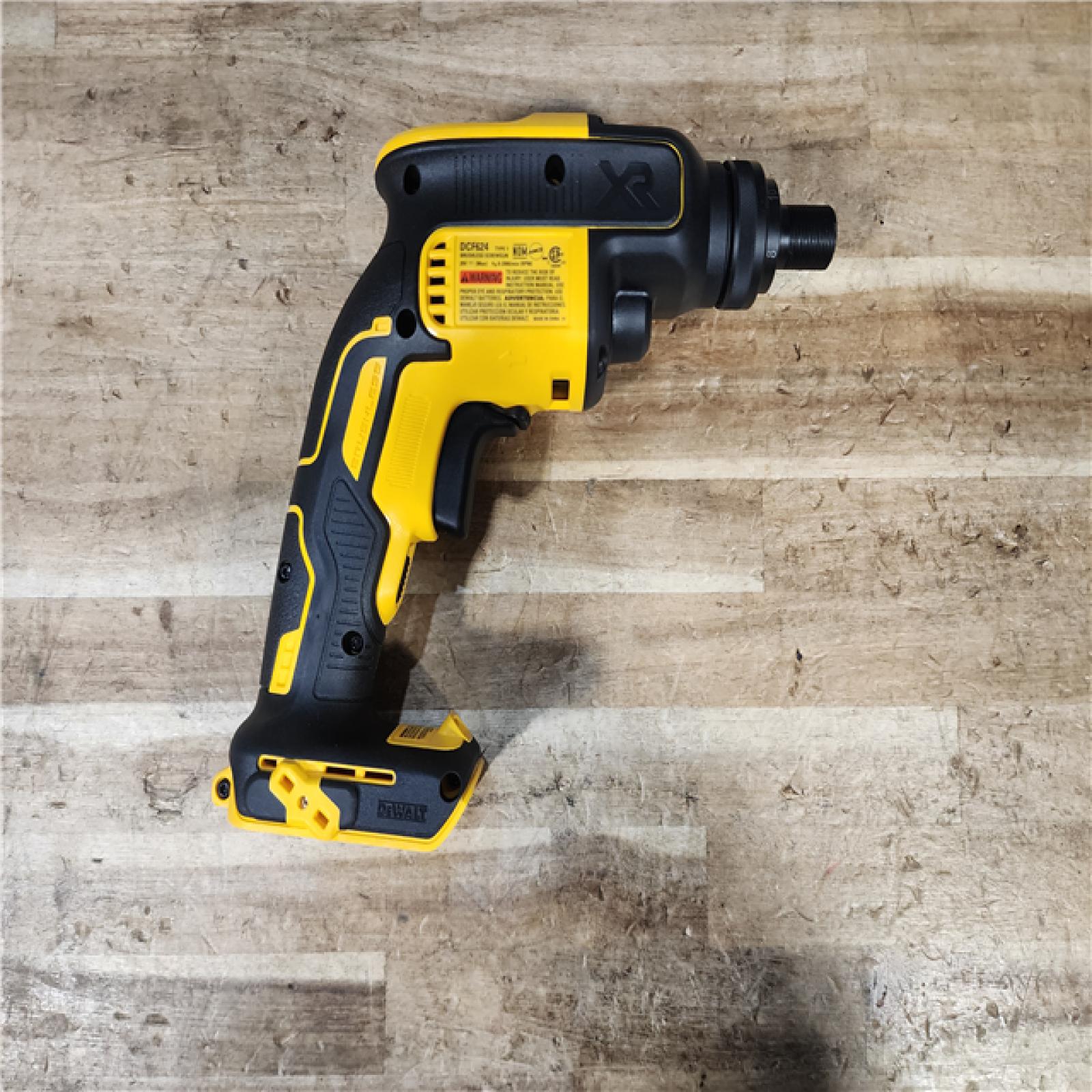 HOUSTON LOCATION - AS - IS DEWALT 20V MAX XR Cordless Brushless Drywall Screw Gun Threaded Clutch Housing (Tool Only)
