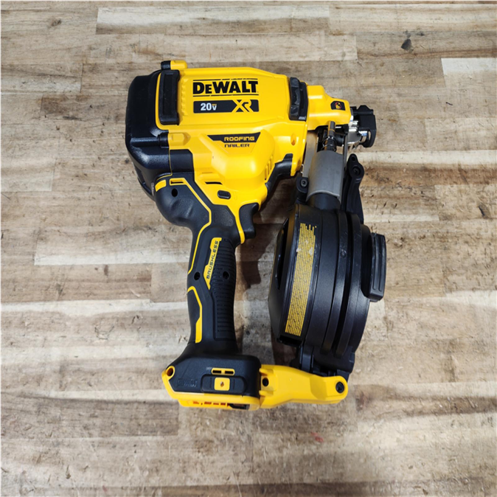 HOUSTON LOCATION - AS - IS DEWALT 20V MAX 15-Degree Electric Cordless Roofing Nailer (Tool Only)