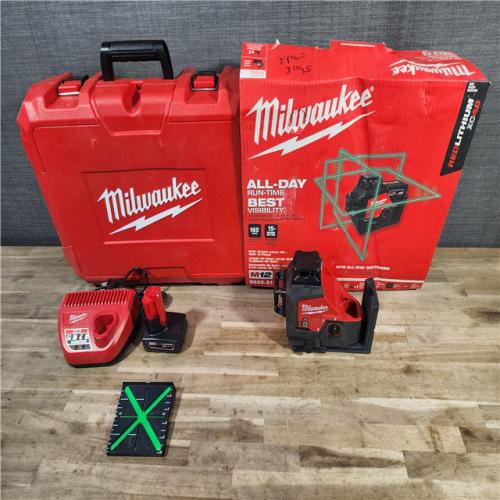HOUSTON LOCATION - AS-IS Milwaukee-3632-21 M12 Green Beam Laser 360° 3-Plane Kit