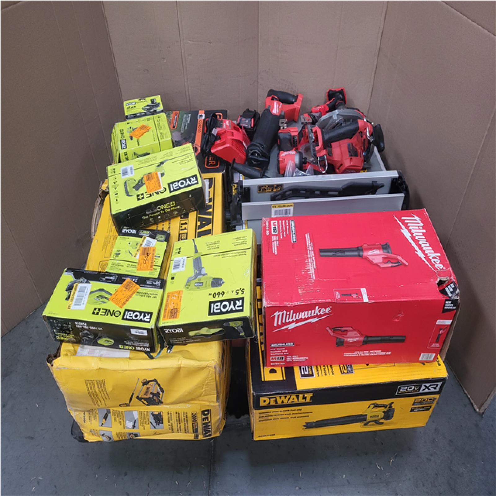 PHOENIX AS-IS TOOL PALLET