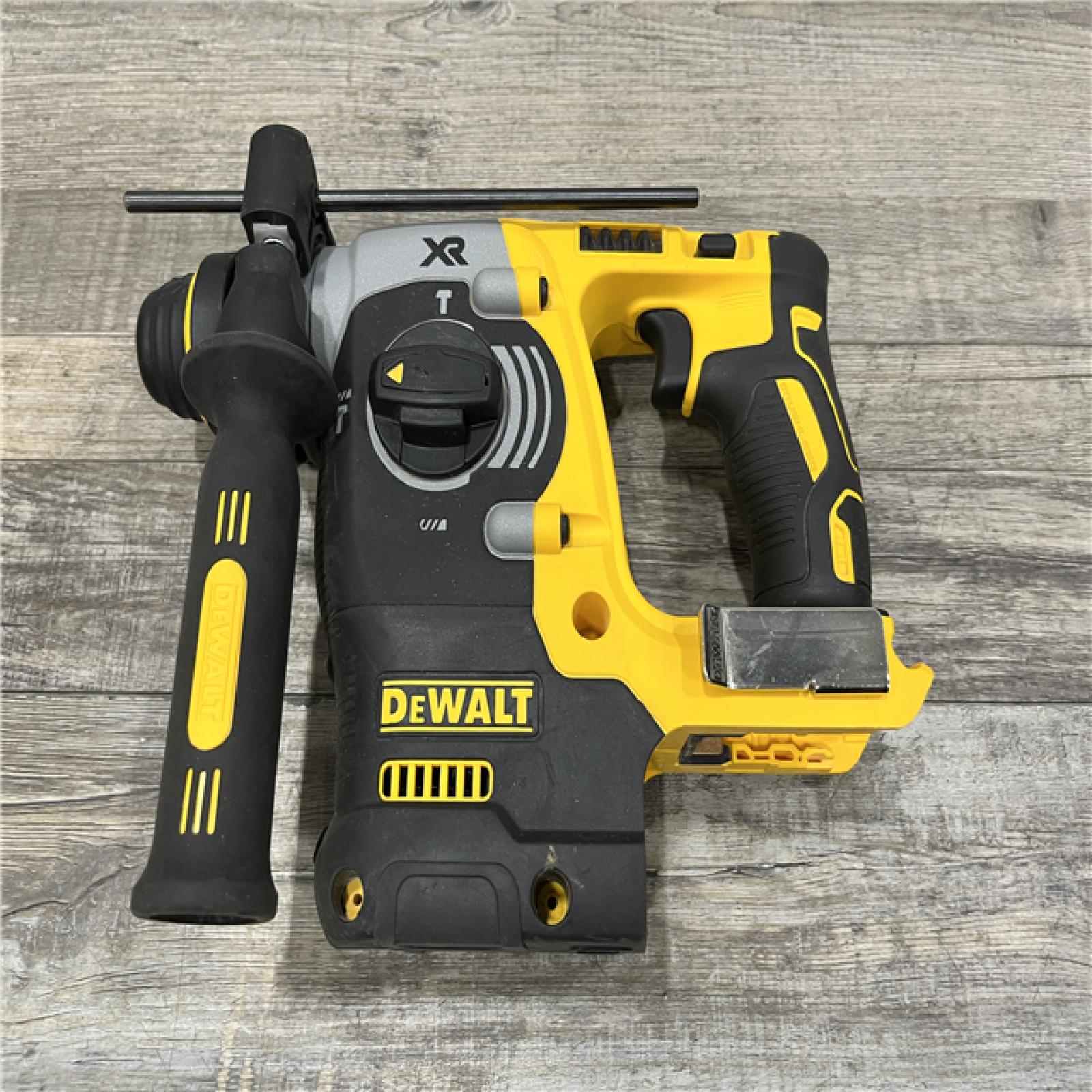 AS-IS DEWALT 20V MAX XR Cordless Brushless 1 in. SDS Plus L-Shape Rotary Hammer (Tool Only)