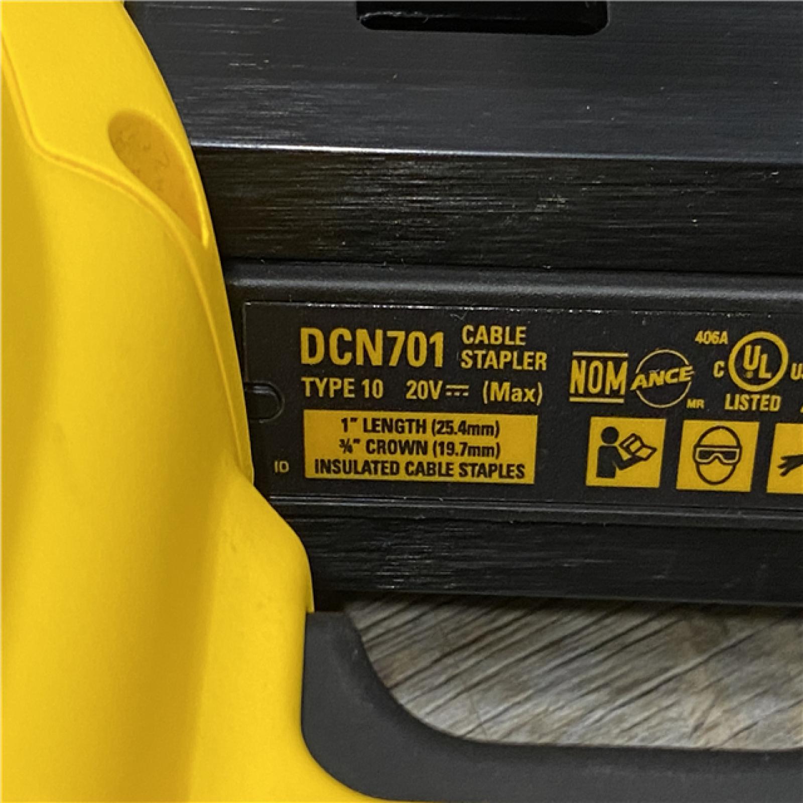 AS-IS DEWALT 20V MAX Lithium-Ion Cordless Cable Stapler Kit