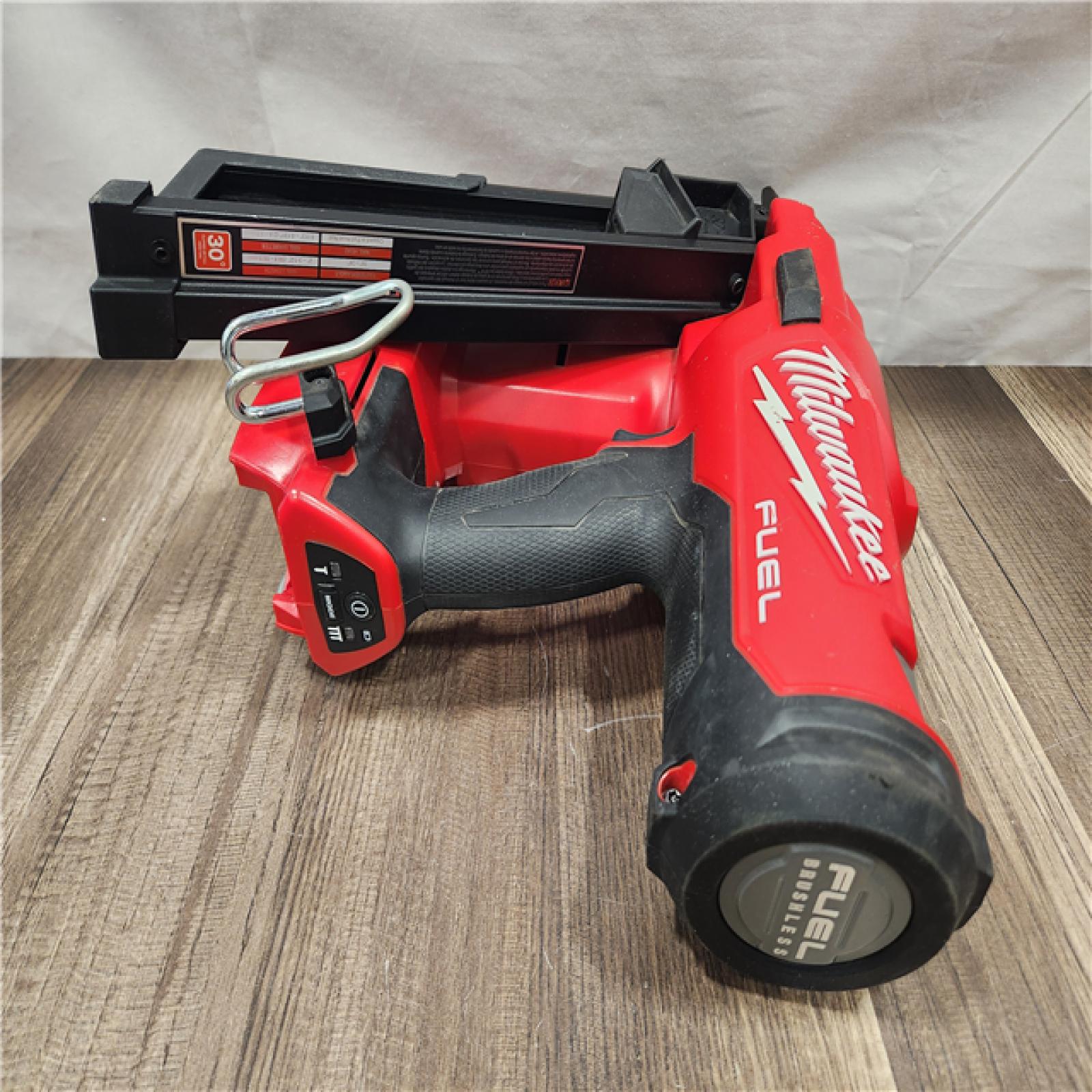 AS-IS- Milwaukee M18 FUEL 30 Degree Framing Nailer (TOOL ONLY)
