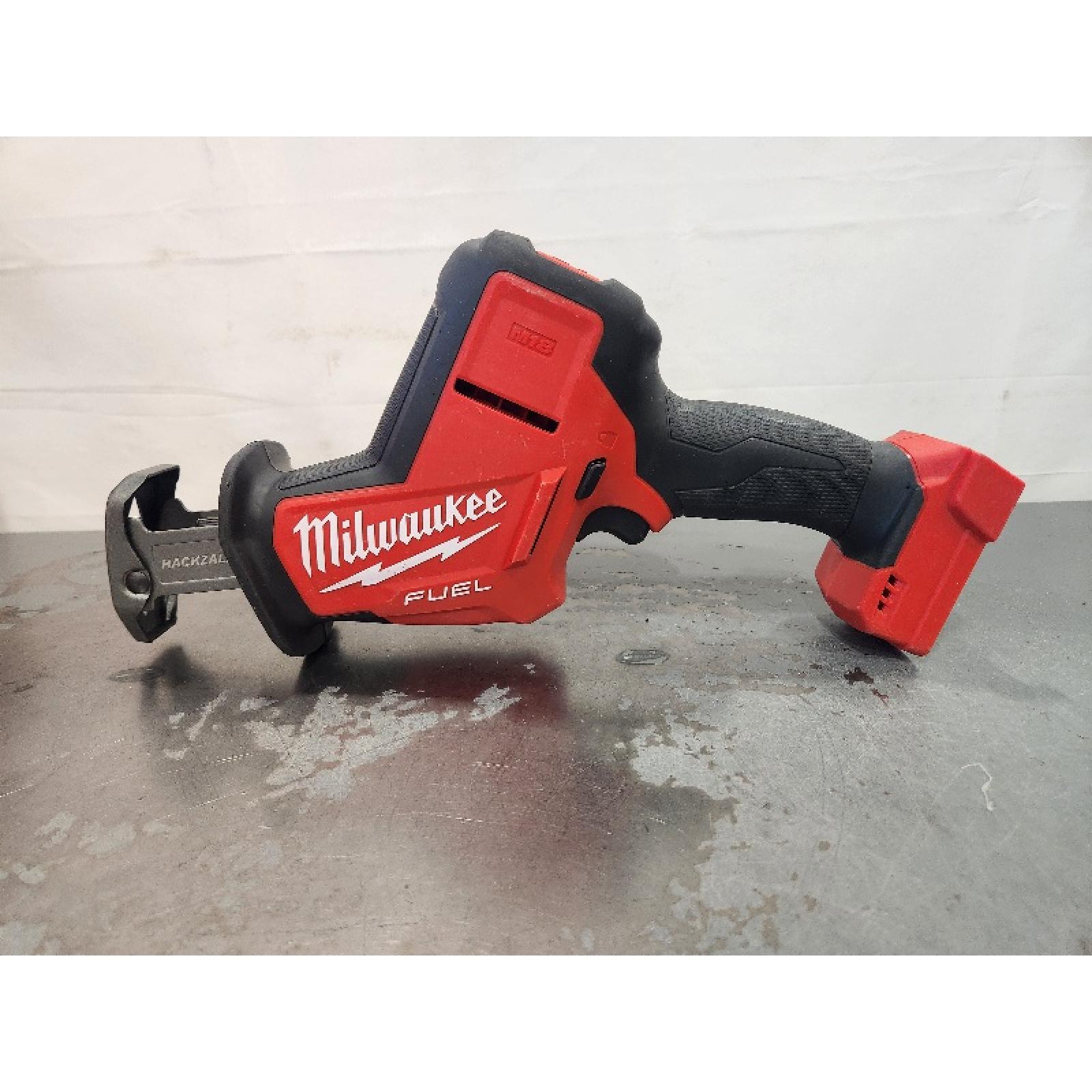 AS-IS- Milwaukee FUEL 18V Lithium-Ion Brushless Cordless HACKZALL Reciprocating Saw (Tool-Only)