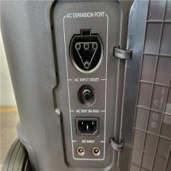 Phoenix Location LIKE NEW Jackery Solar Generator Explorer 2000 Plus 2042.8Wh/ 3000W Model No. Je-2000C