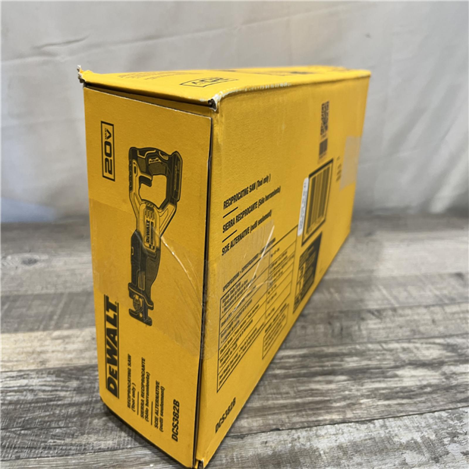 NEW - DEWALT 20V MAX Cordless Brushless Reciprocating Saw (Tool Only)
