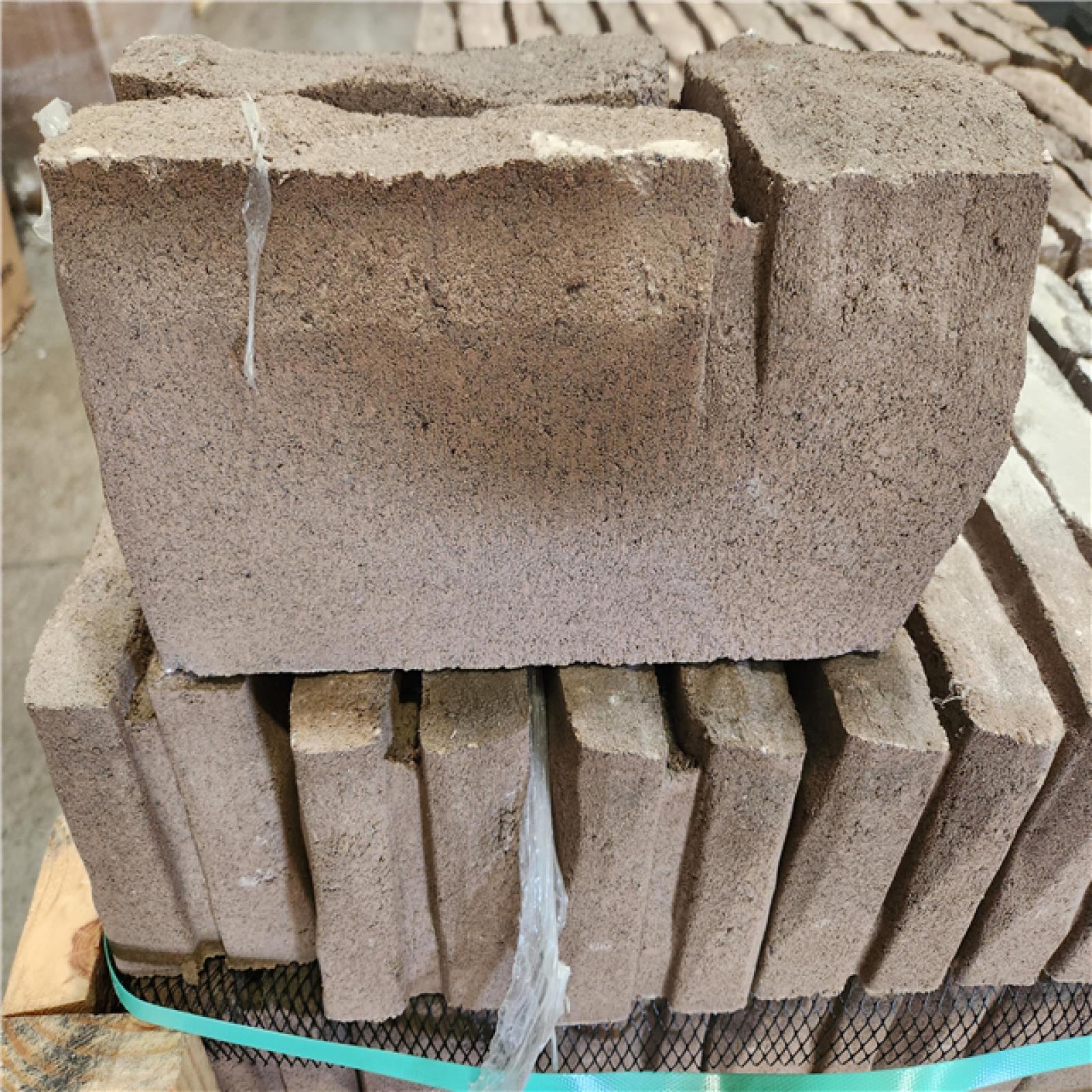 Phoenix Location Bricks 102 Pieces