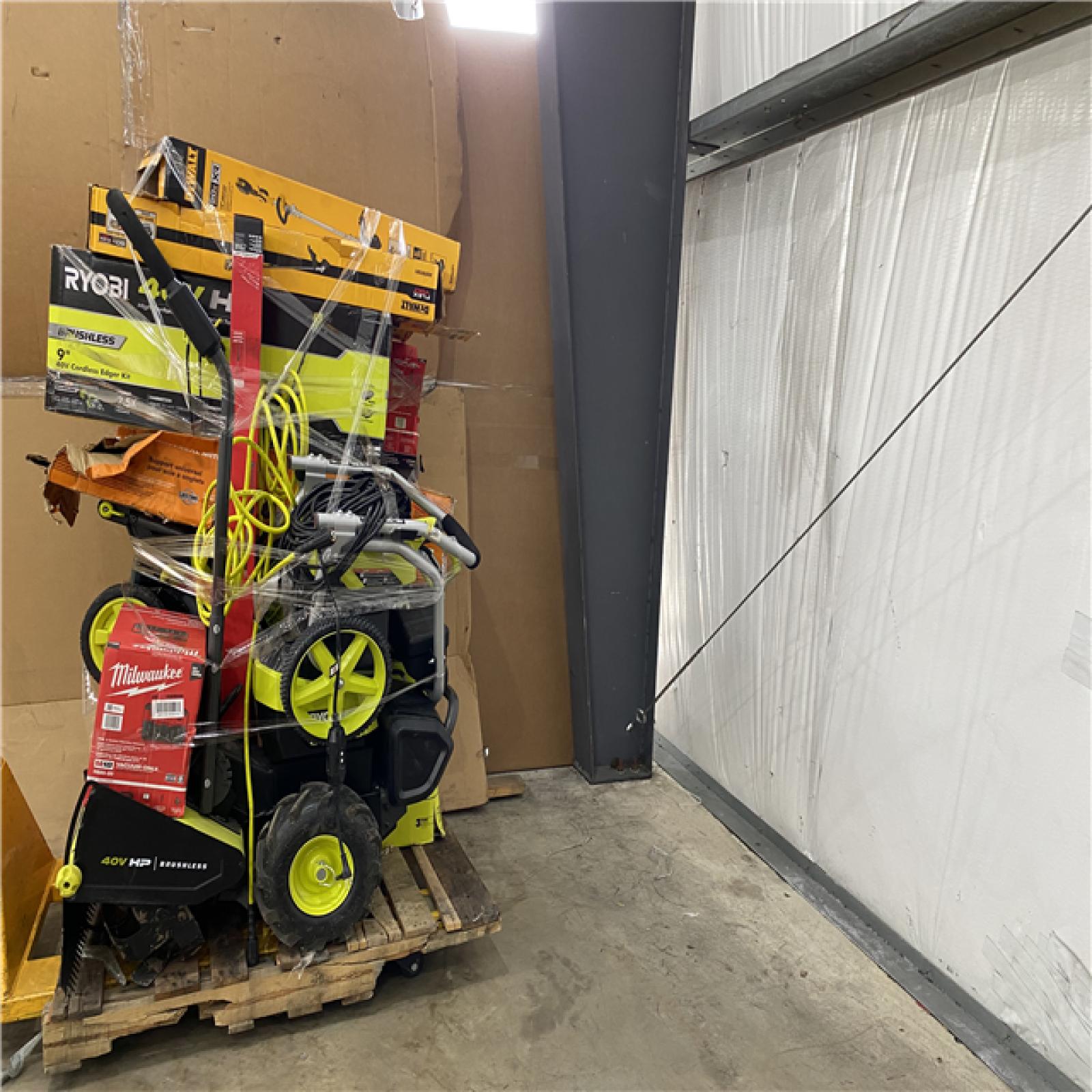 Houston Location AS IS - Tool Pallet