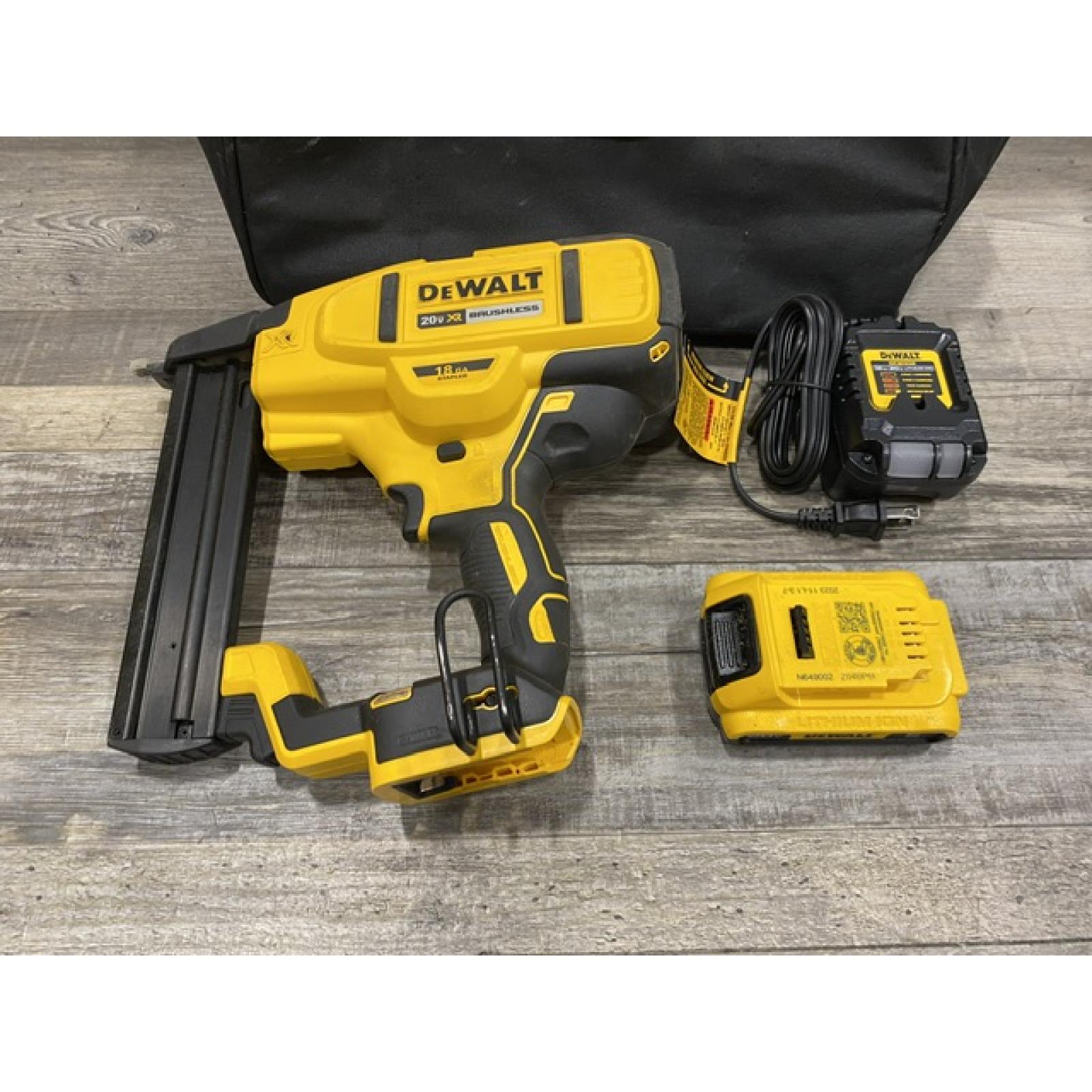 AS-IS DEWALT 20V MAX XR Lithium-Ion Cordless 18-Gauge Narrow Crown Stapler Kit