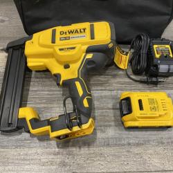 AS-IS DEWALT 20V MAX XR Lithium-Ion Cordless 18-Gauge Narrow Crown Stapler Kit