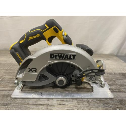 AS-IS DEWALT 20-Volt MAX 7-1/4 in. Cordless Circular Saw (Tool Only)