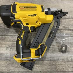 AS-IS DEWALT 20V 30 Degree Cordless Framing Nailer (Tool-Only)