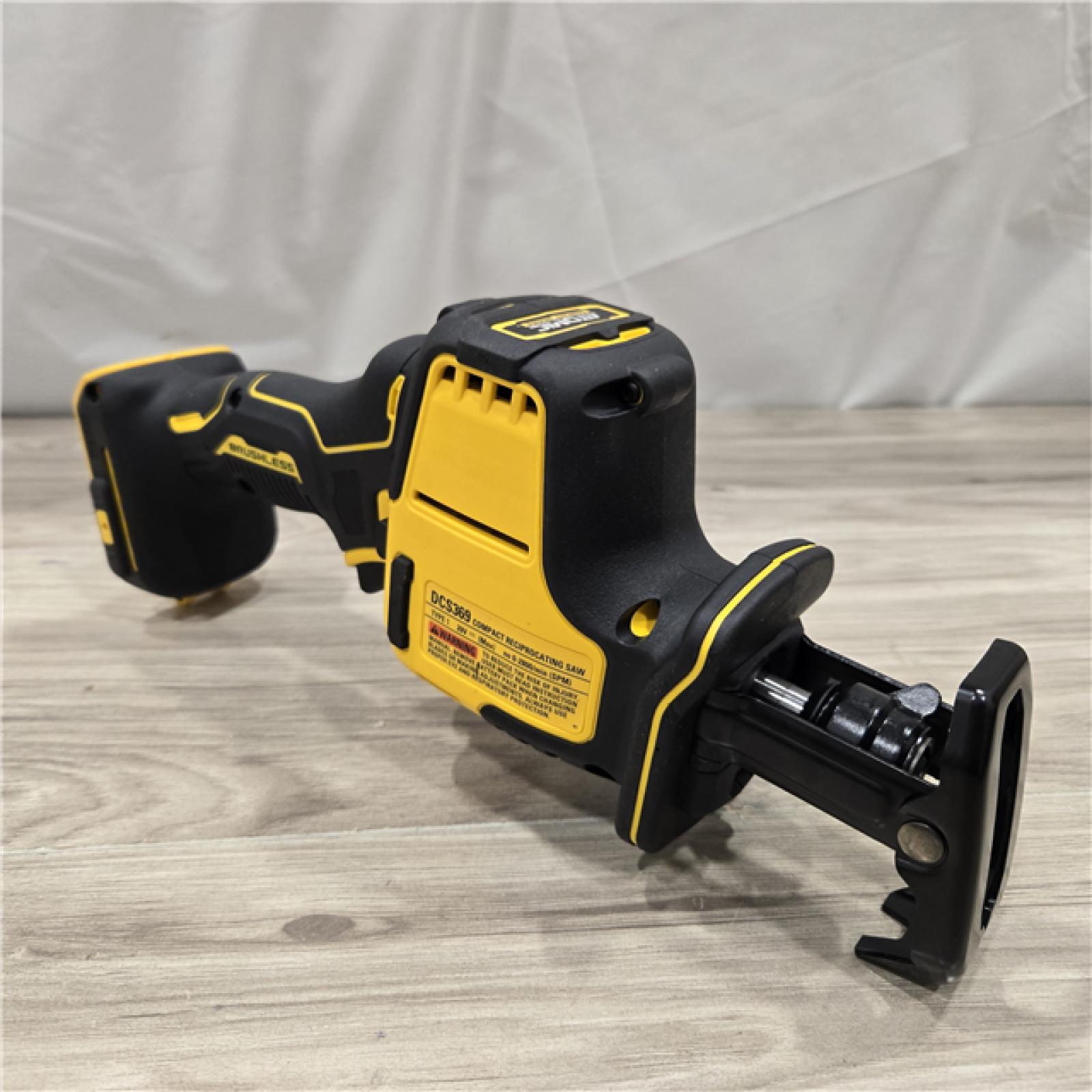 AS-IS DeWalt 20V MAX ATOMIC Cordless Brushless 4-Tool Combo Kit