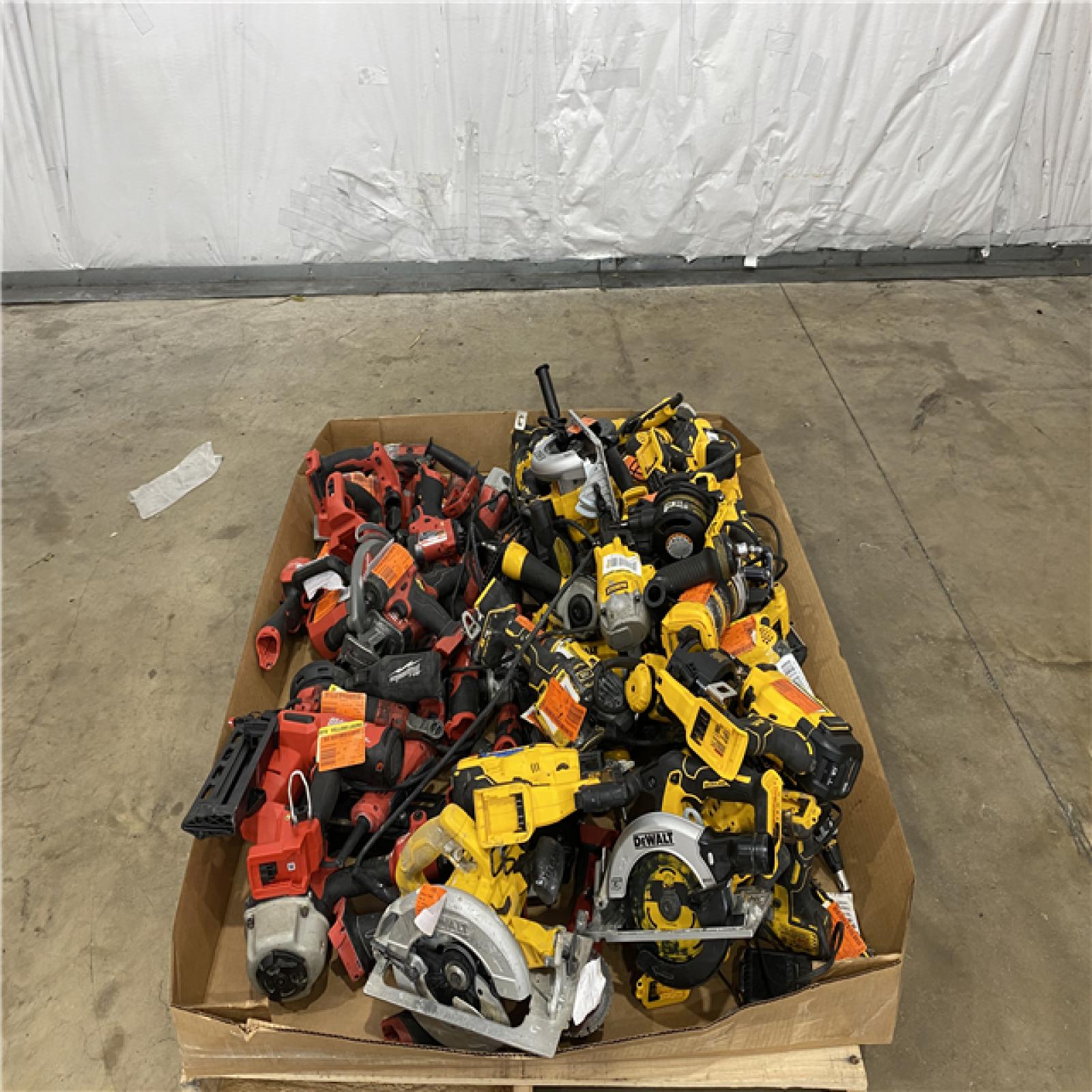 Houston Location AS IS - Tool Pallet