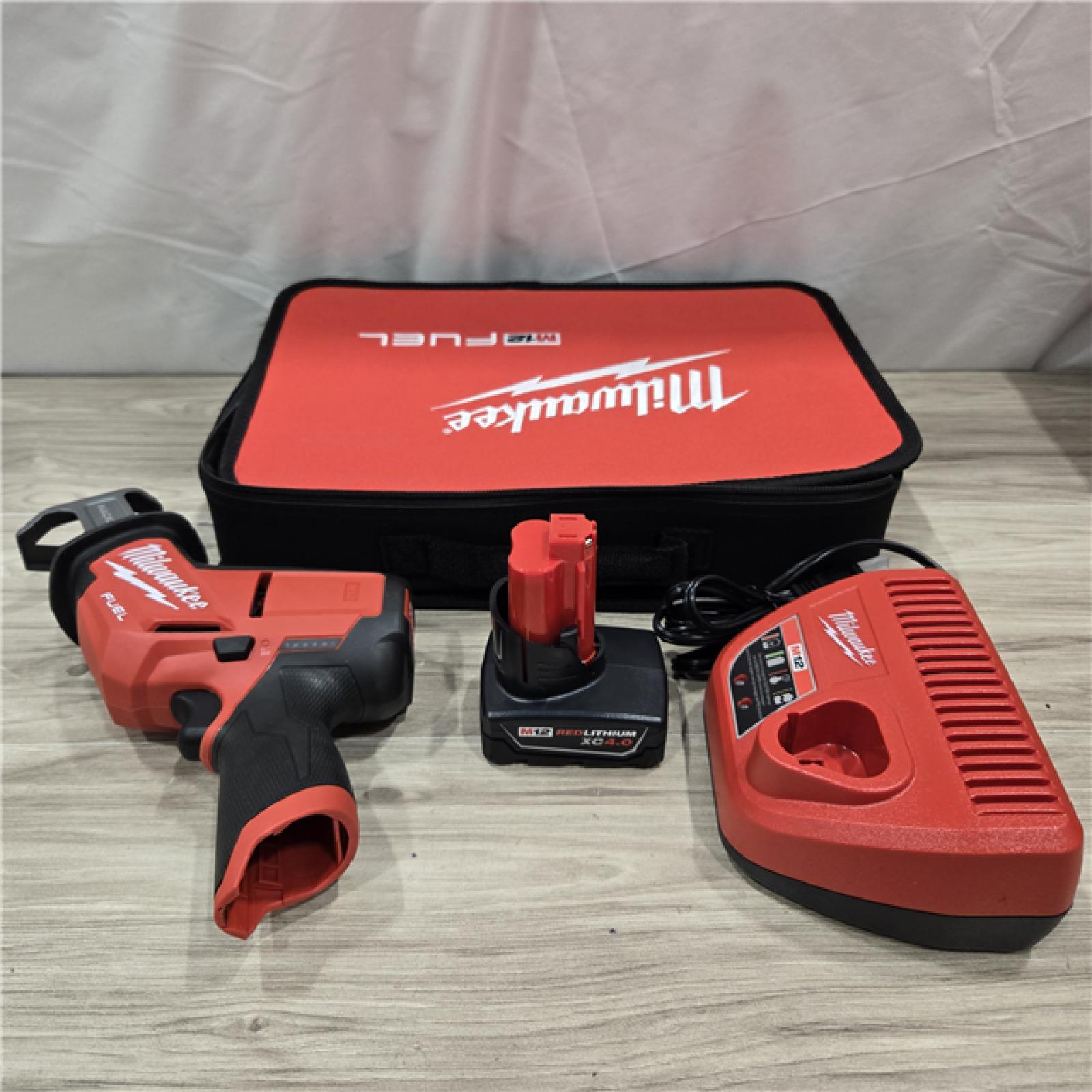 AS-IS Milwaukee M12 FUEL 12V Cordless HACKZALL Reciprocating Saw Kit