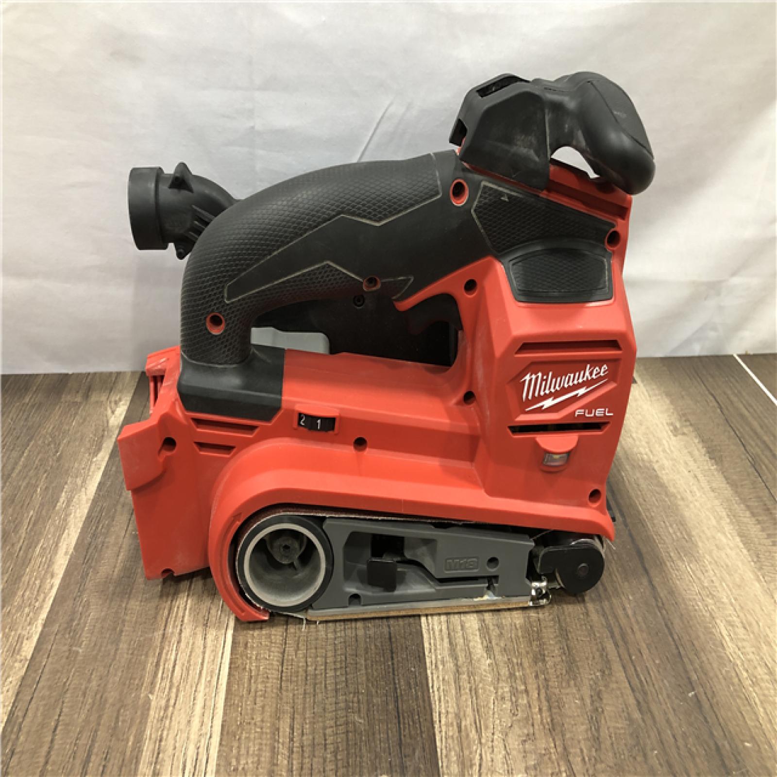 AS-IS Milwaukee M18 FUEL 18-Volt Lithium-Ion Cordless Belt Sander (Tool-Only)