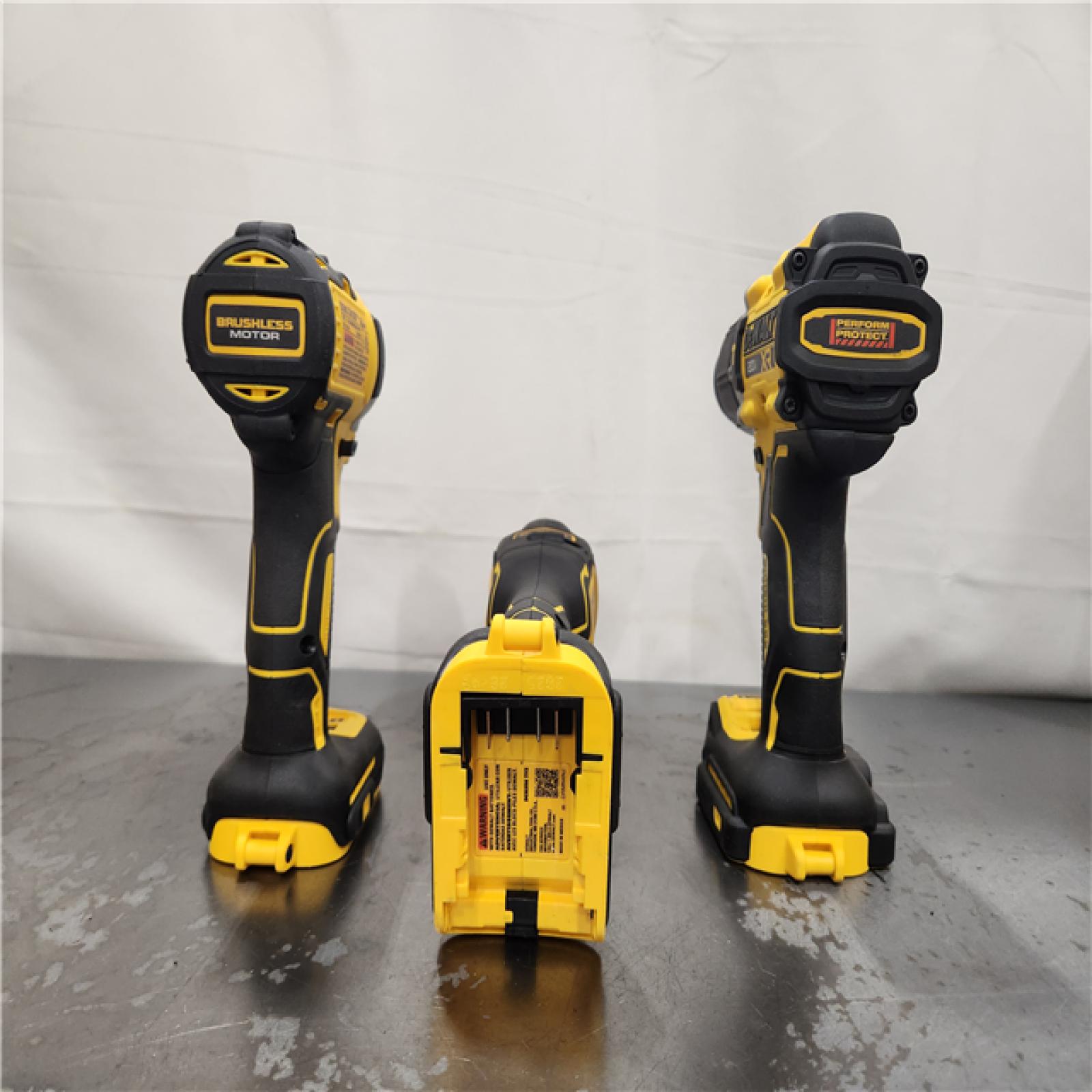 AS-IS- DEWALT 20V MAX Lithium-Ion Cordless 3-Tool Combo Kit