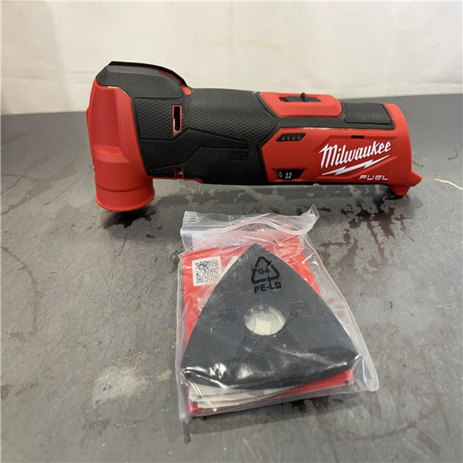 AS-IS - Milwaukee M12 FUEL 12-Volt Lithium-Ion Cordless Oscillating Multi-Tool
