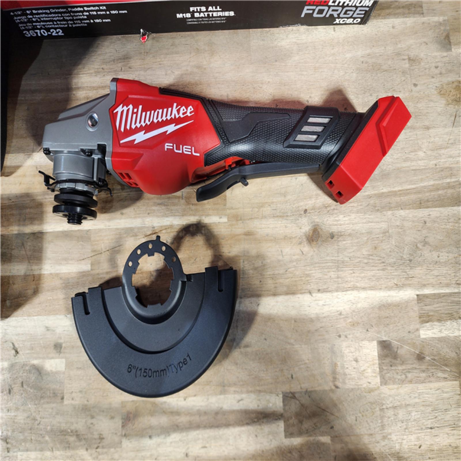 HOUSTON LOCATION - AS-IS (APPEARS LIKE NEW) M18 FUEL 18-Volt Lithium-Ion Brushless Cordless 4-1/2 in./6 in. Braking Grinder w/Paddle Switch & Two FORGE 8.0 Ah Battery