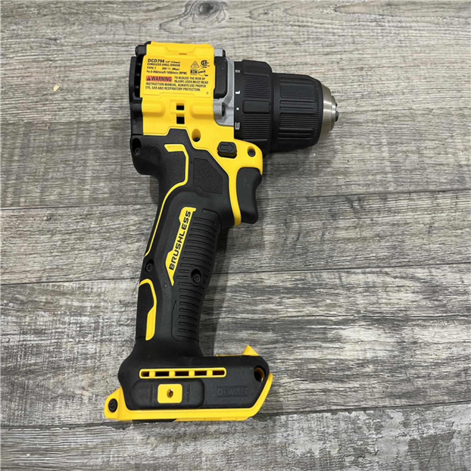 AS-IS DEWALT Atomic 20V Lithium-Ion Cordless Compact 1/2 in. Drill/Driver Kit