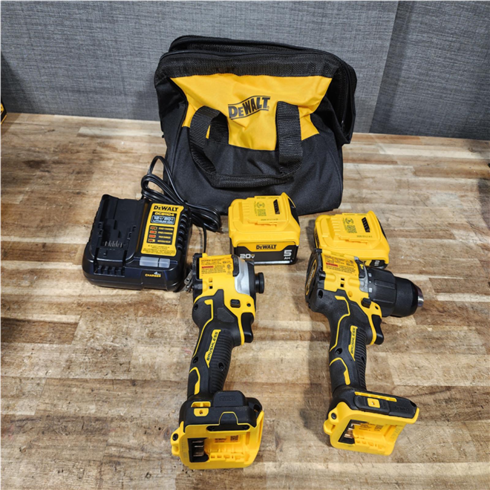 Houston Location AS-IS DEWALT ATOMIC 20V MAX Lithium-Ion Cordless 2-Tool Combo Kit