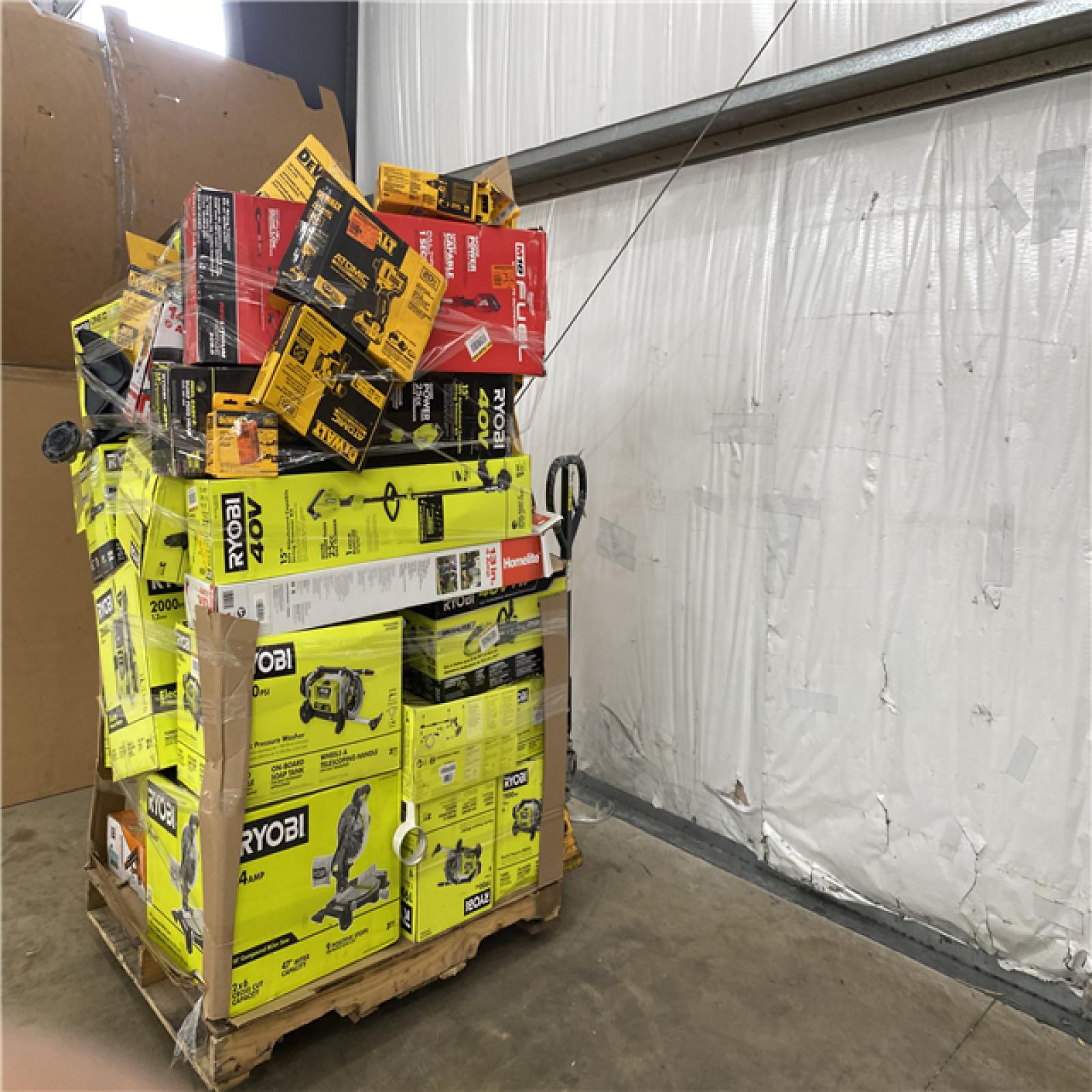 Houston Location AS IS - Tool Pallet