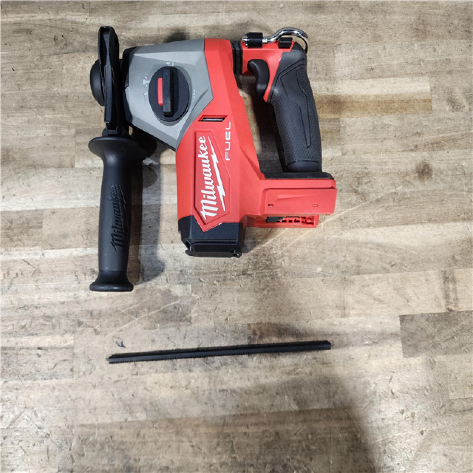 HOUSTON LOCATION - AS-IS Milwaukee FUEL 18V Lithium-Ion Brushless Cordless 5/8 in. SDS-Plus Rotary Hammer (Tool-Only)