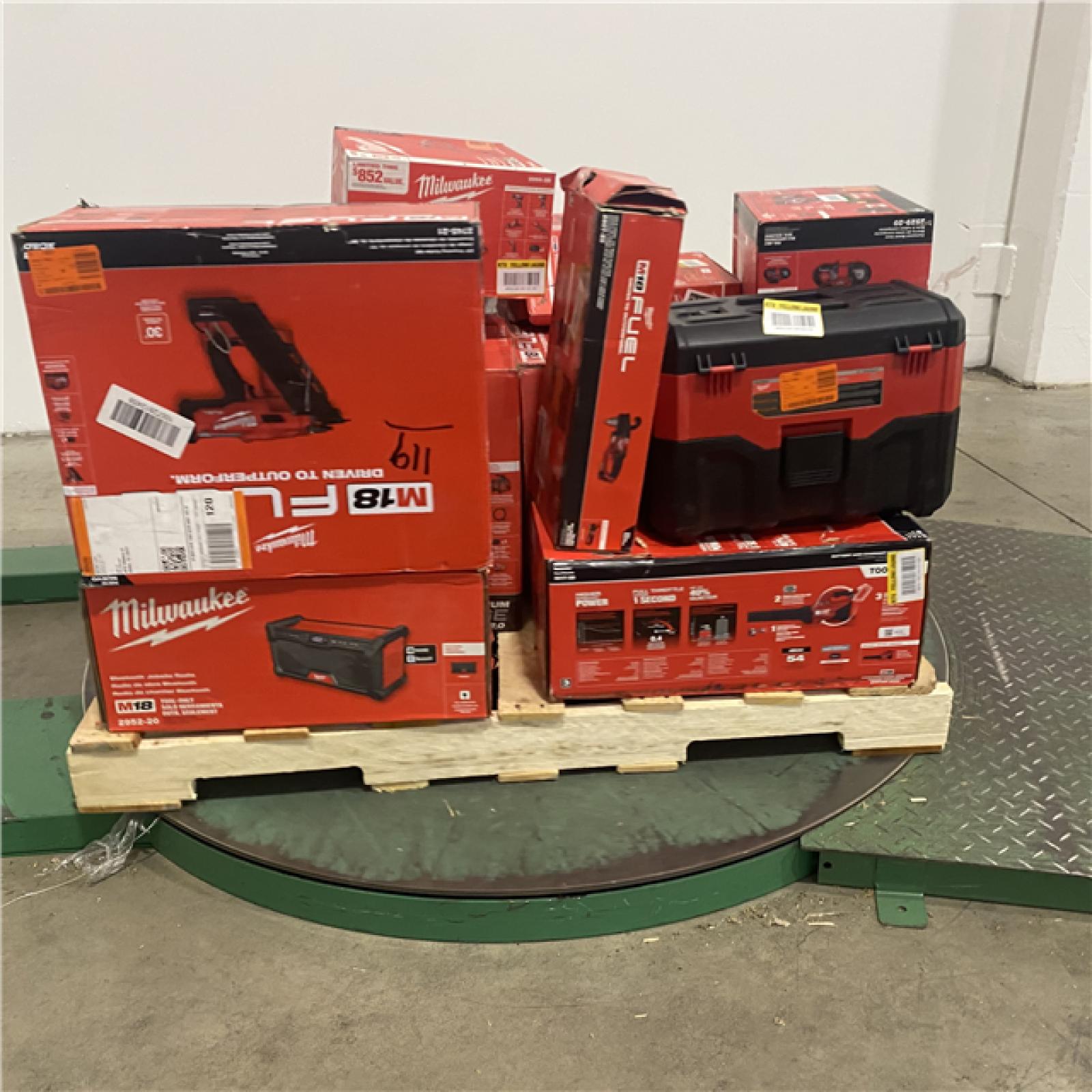 Dallas Location - As-Is MILWAUKEE Tool Pallet