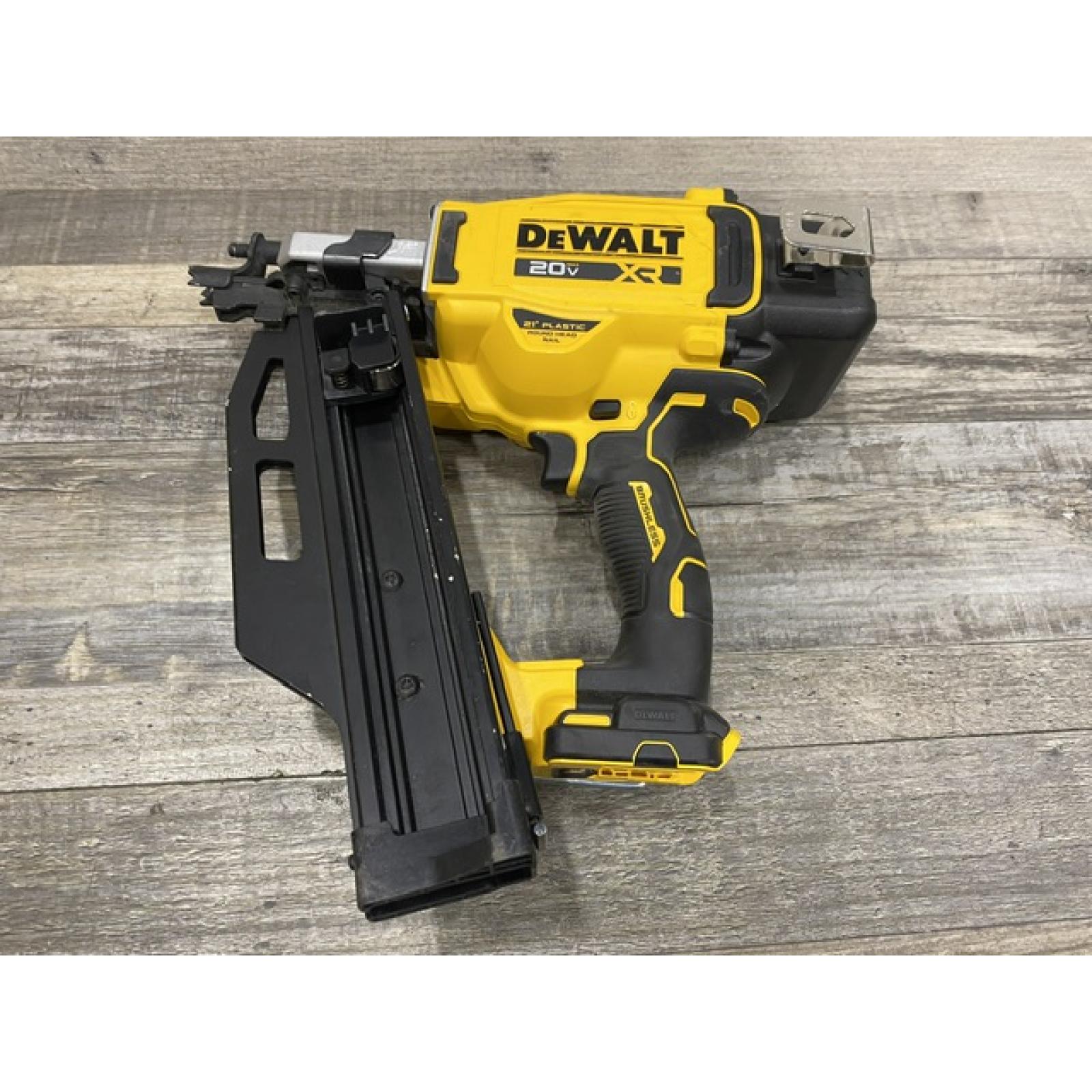 AS-IS DEWALT 20-Volt 21° Cordless Framing Nailer (Tool-Only)