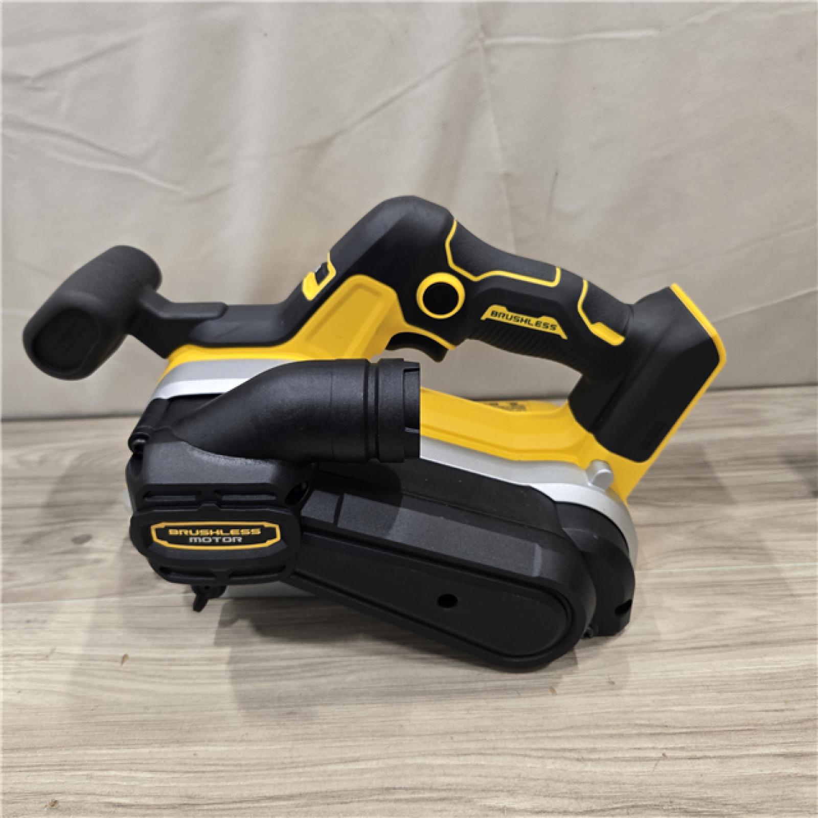 AS-IS DEWALT 20V MAX* XR Cordless Belt Sander (Tool-Only)