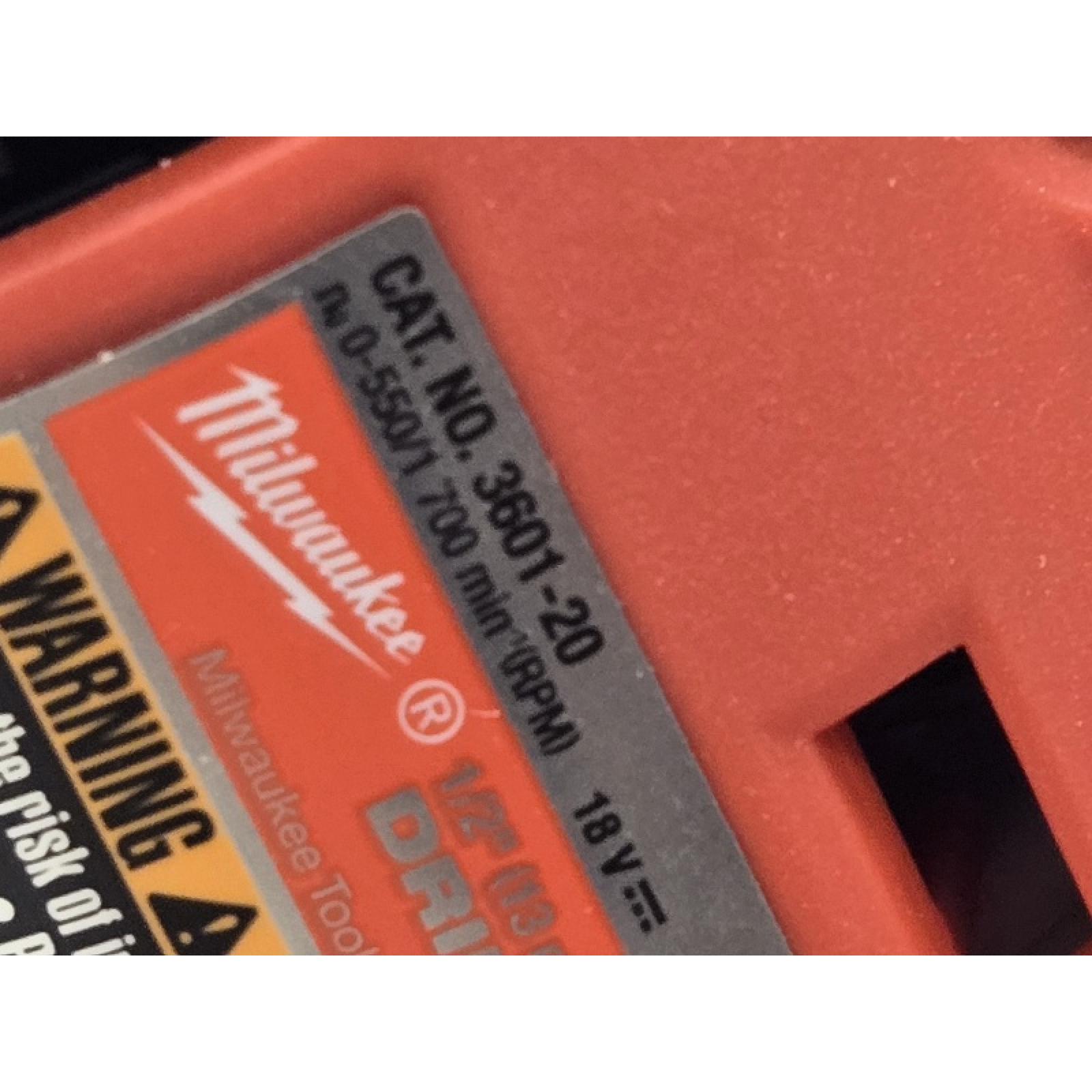 AS-IS Milwaukee 3601-22CT M18 18V Drill/Driver Kit