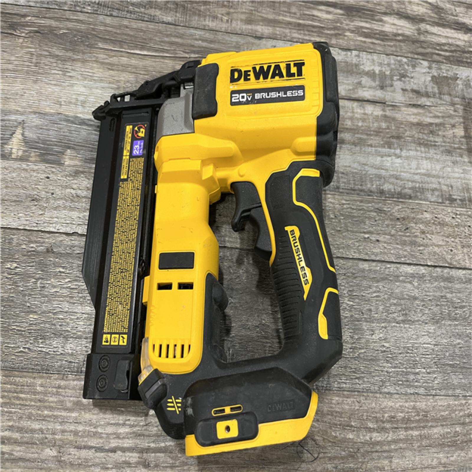 AS-IS DEWALT ATOMIC 20V MAX Lithium Ion Cordless 23 Gauge Pin Nailer Kit