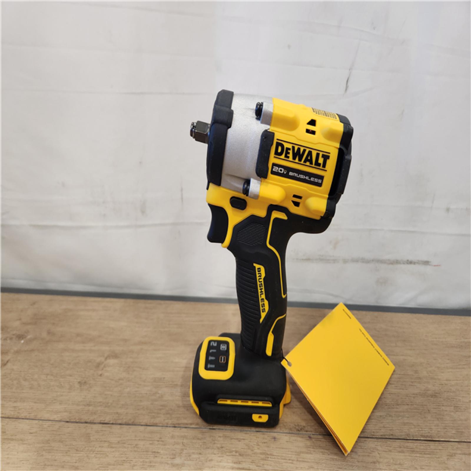 AS-IS- DEWALT 20V Atomic 3/8 Impact Wrench