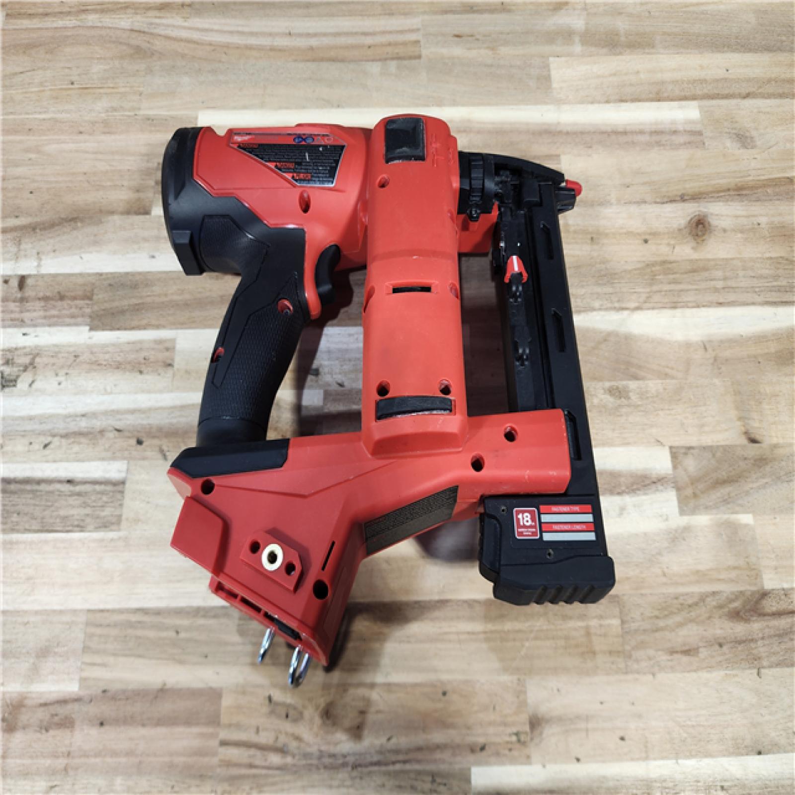 HOUSTON LOCATION - AS-IS Milwaukee  FUEL 18-Volt Lithium-Ion Brushless Cordless 18-Gauge 1/4 in. Narrow Crown Stapler (Tool-Only)