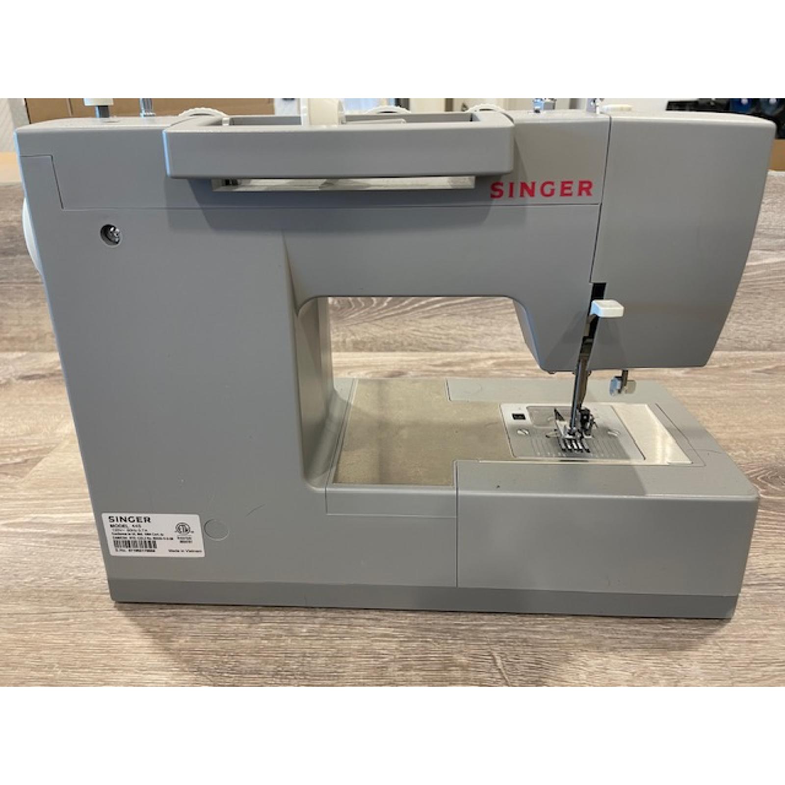 AS-IS SINGER Heavy Duty 44S Sewing Machine