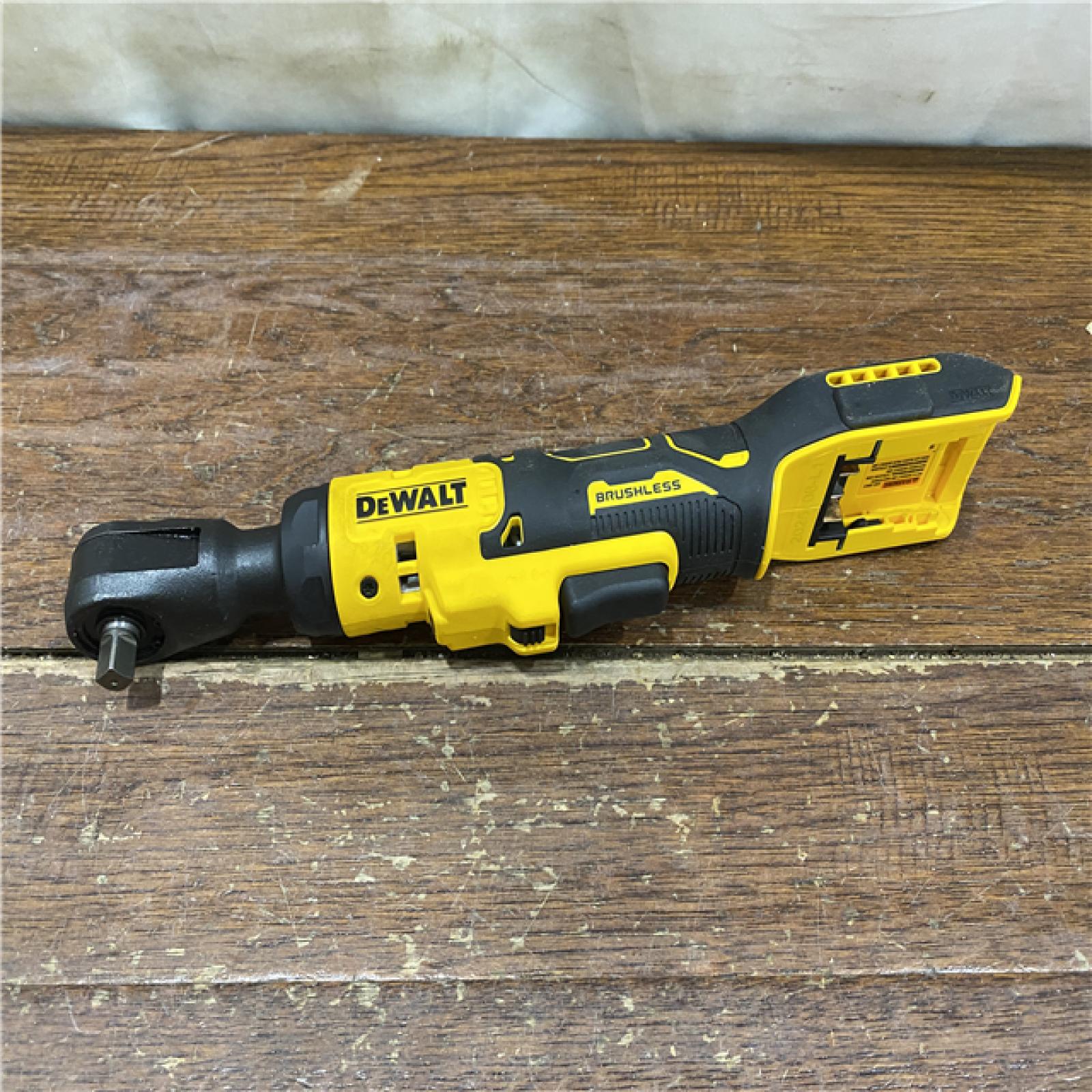 AS-IS ATOMIC 20V MAX Cordless 3/8 in. Ratchet (Tool Only)