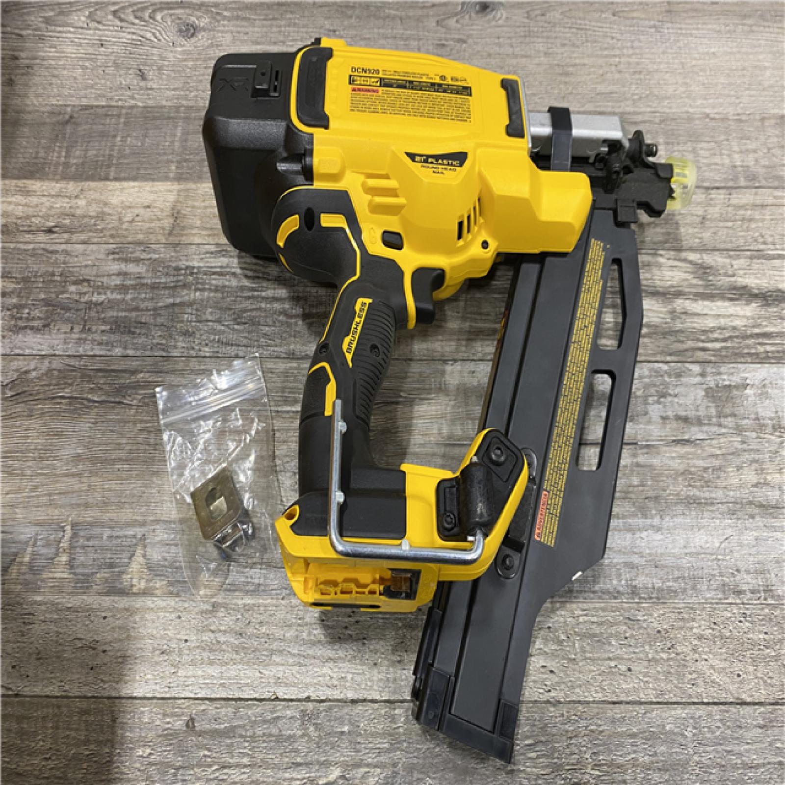 AS-IS DEWALT 20-Volt 21° Cordless Framing Nailer (Tool-Only)