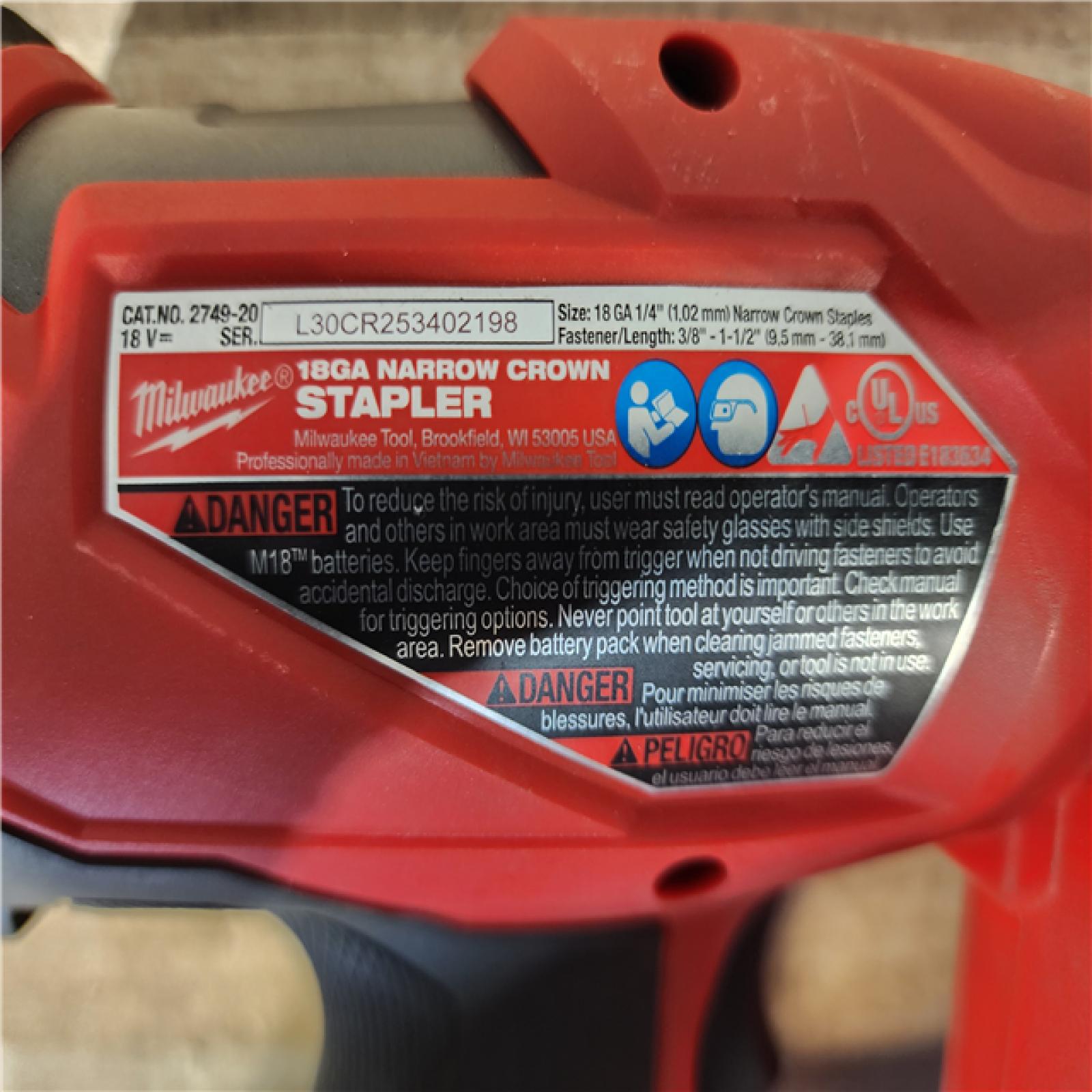 HOUSTON LOCATION - AS-IS Milwaukee FUEL 18-Volt Lithium-Ion Brushless Cordless 18-Gauge 1/4 in. Narrow Crown Stapler (Tool-Only)