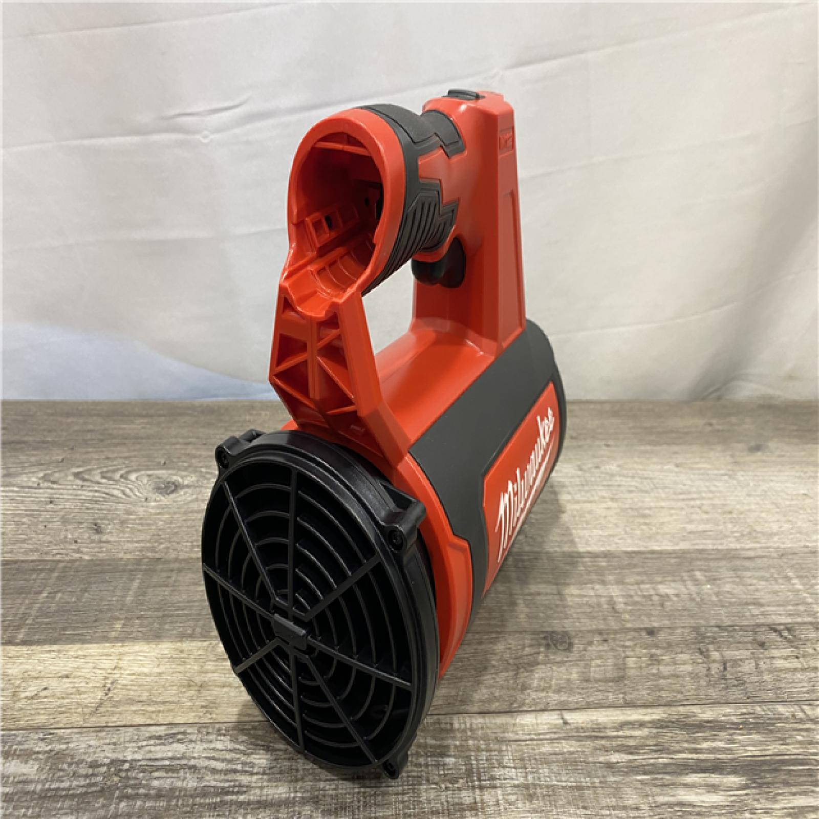 AS-IS Milwaukee 12V Lithium-Ion Cordless Compact Spot Blower (Tool-Only)