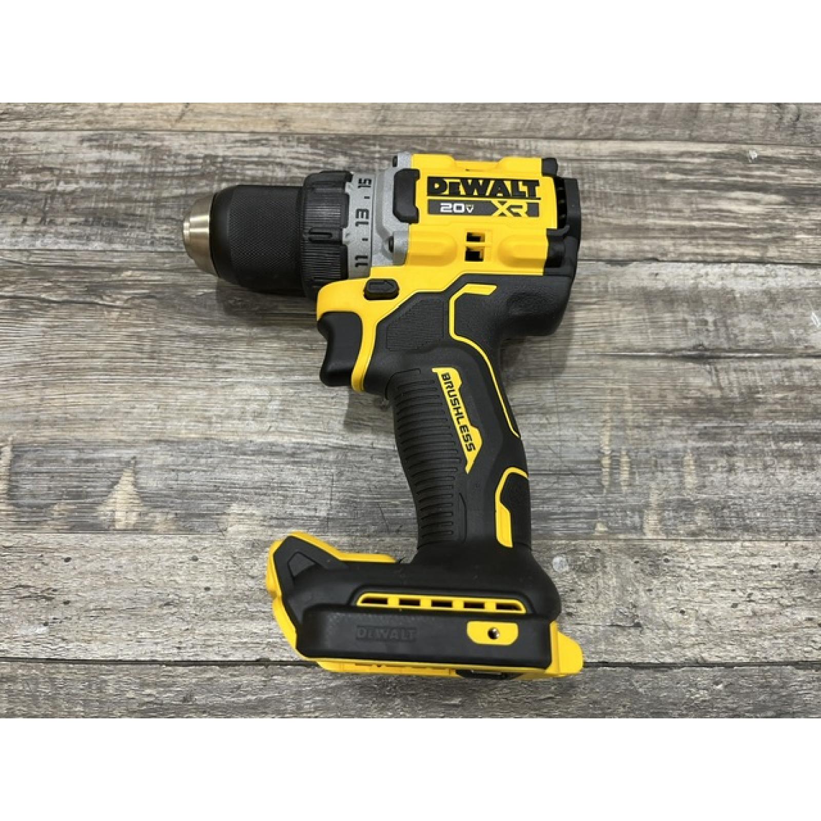 AS-IS DEWALT 20V XR Lithium-Ion Cordless Brushless 1/2 in. Drill/Driver Kit