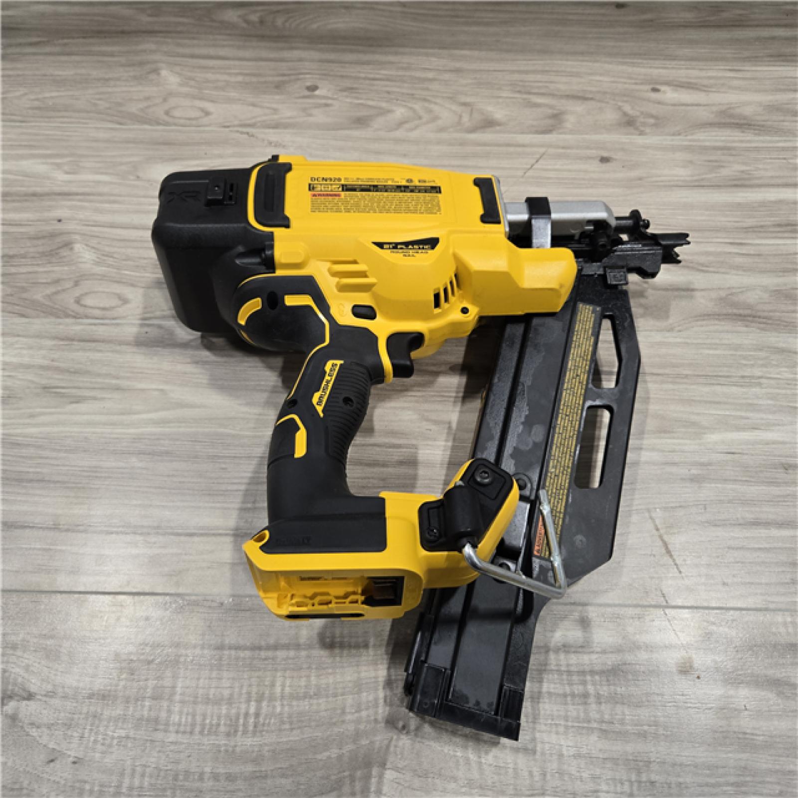 AS-IS DEWALT 20-Volt 21° Cordless Framing Nailer (Tool-Only)