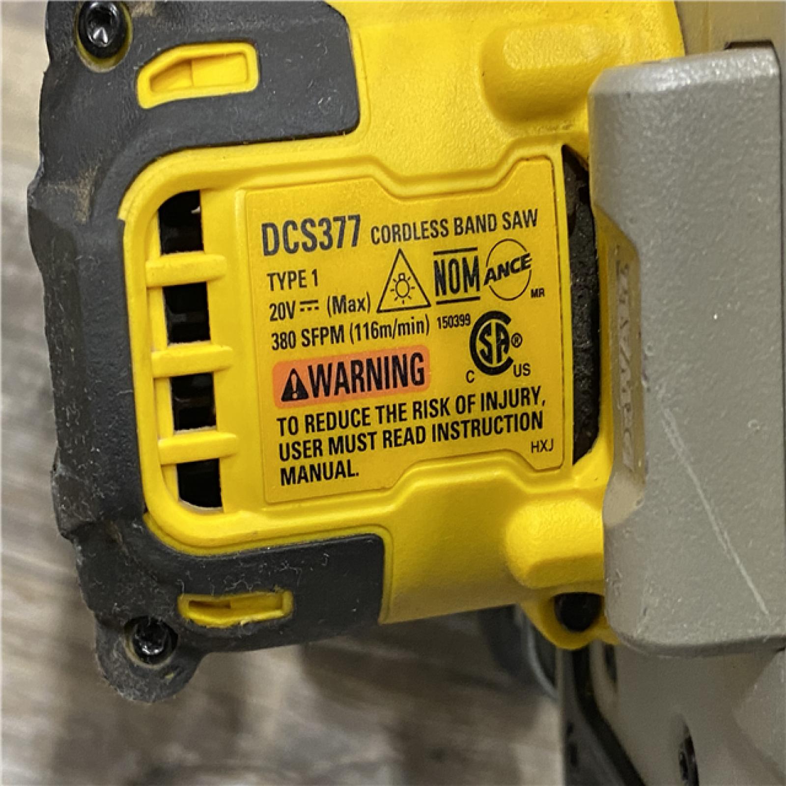 AS-IS DEWALT ATOMIC 20V MAX Cordless Brushless Compact 1-3/4 in. Bandsaw (Tool Only)