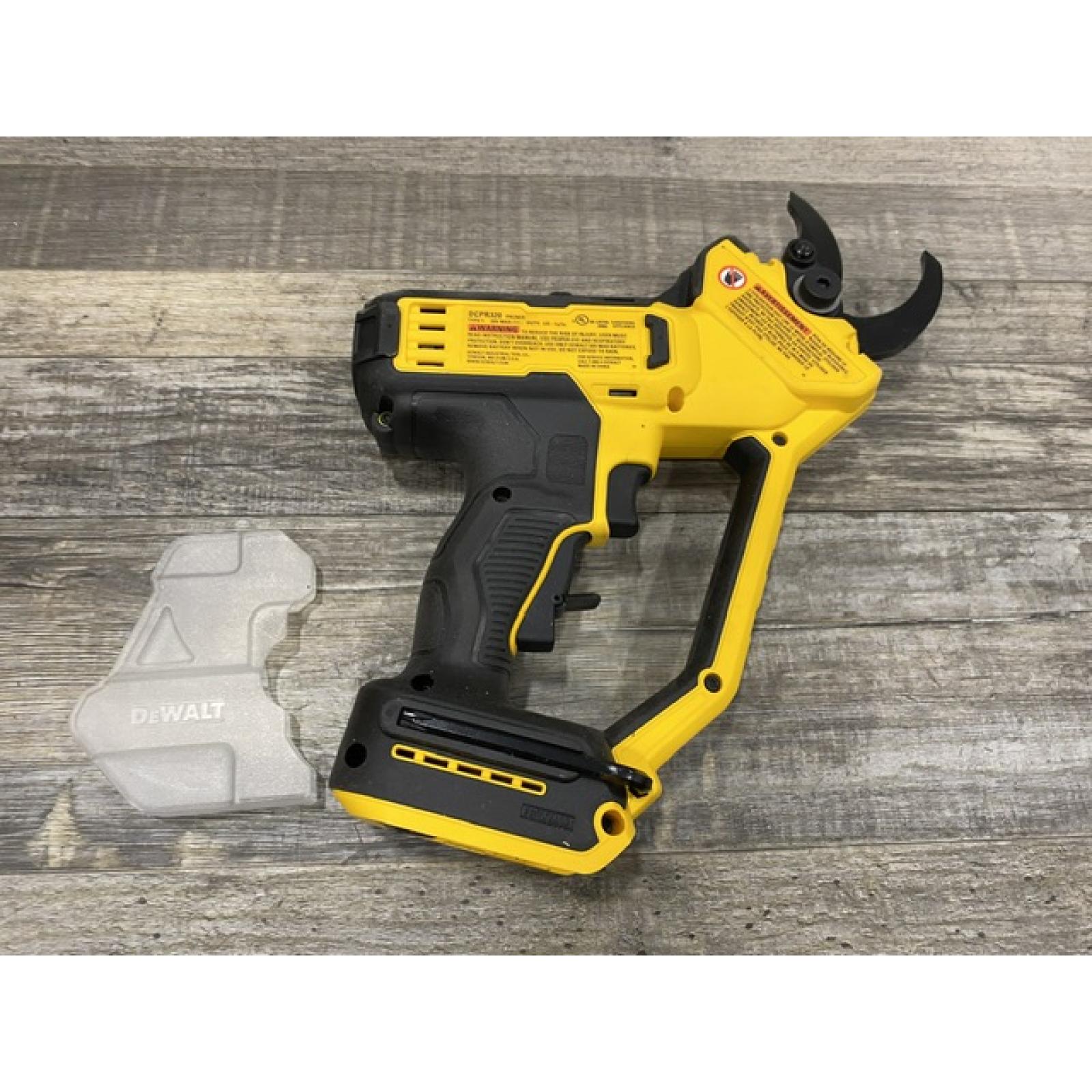 AS-IS DEWALT 20V MAX Cordless Battery Powered Pruner Kit