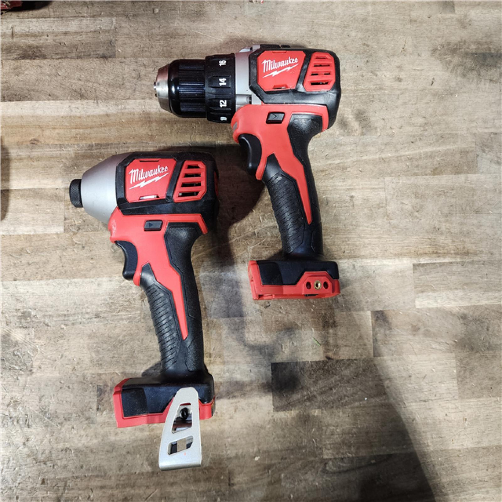 HOUSTON LOCATION - AS-IS Milwaukee M18 Brushed Cordless (2-Tool) Drill/Driver and Impact Driver Kit