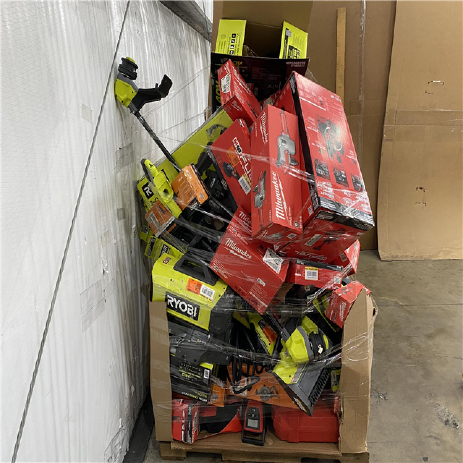 Houston Location AS IS - Tool Pallet