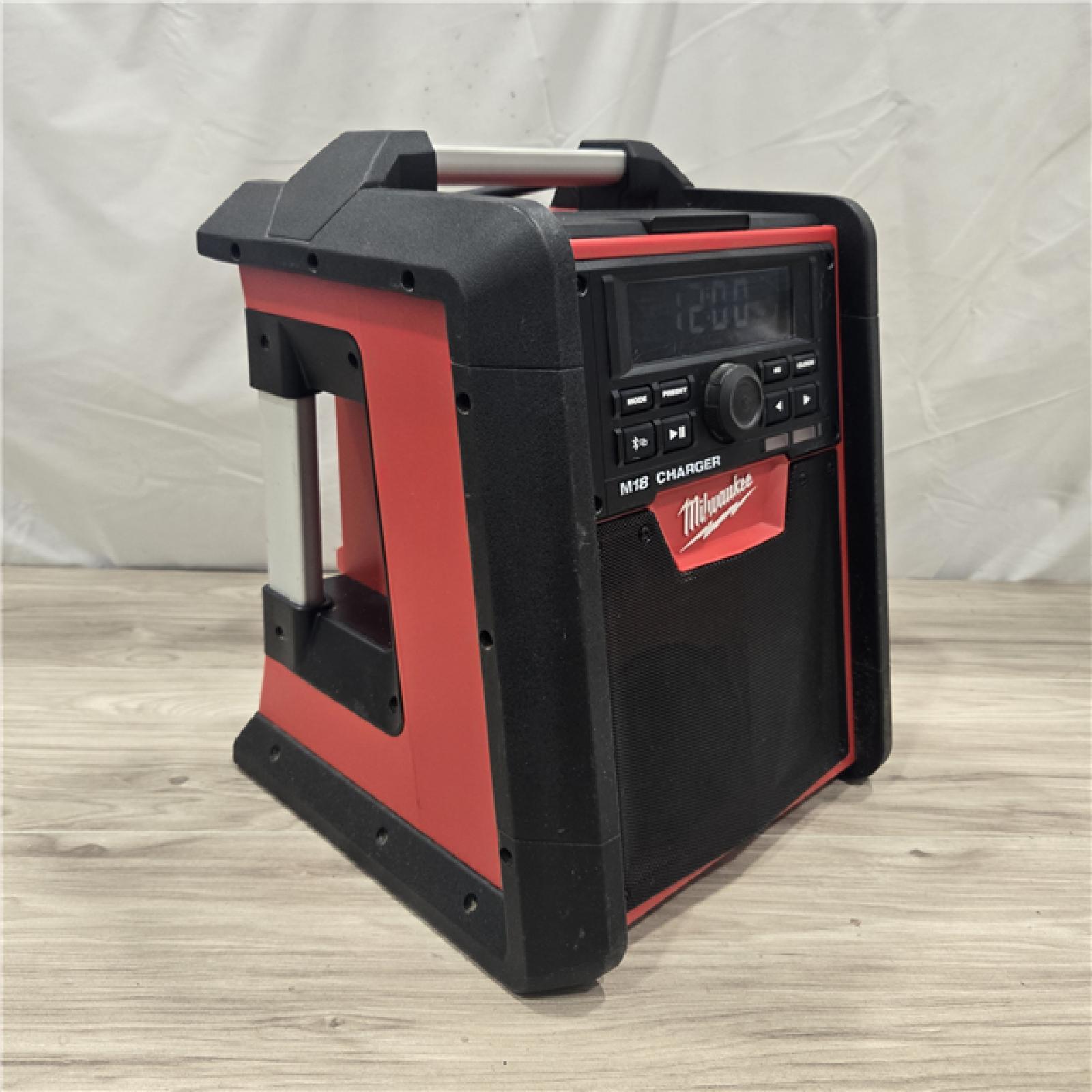 AS-IS Milwaukee M18 Lithium-Ion Cordless Jobsite Radio/Charger