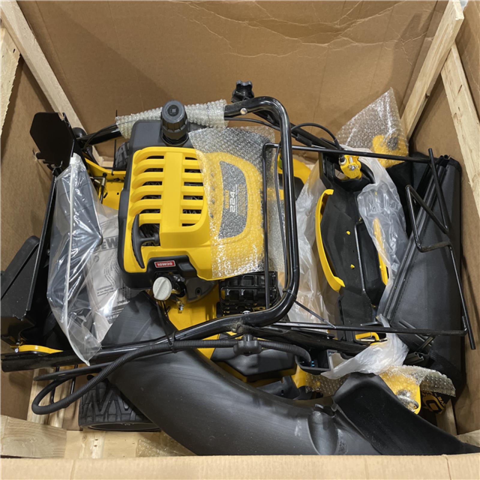 DALLAS LOCATION - DEWALT 28 in. 224cc E-GOV Engine 3-in-1 Gas RWD Self-Propelled Lawn Mower with High Rear Wheels