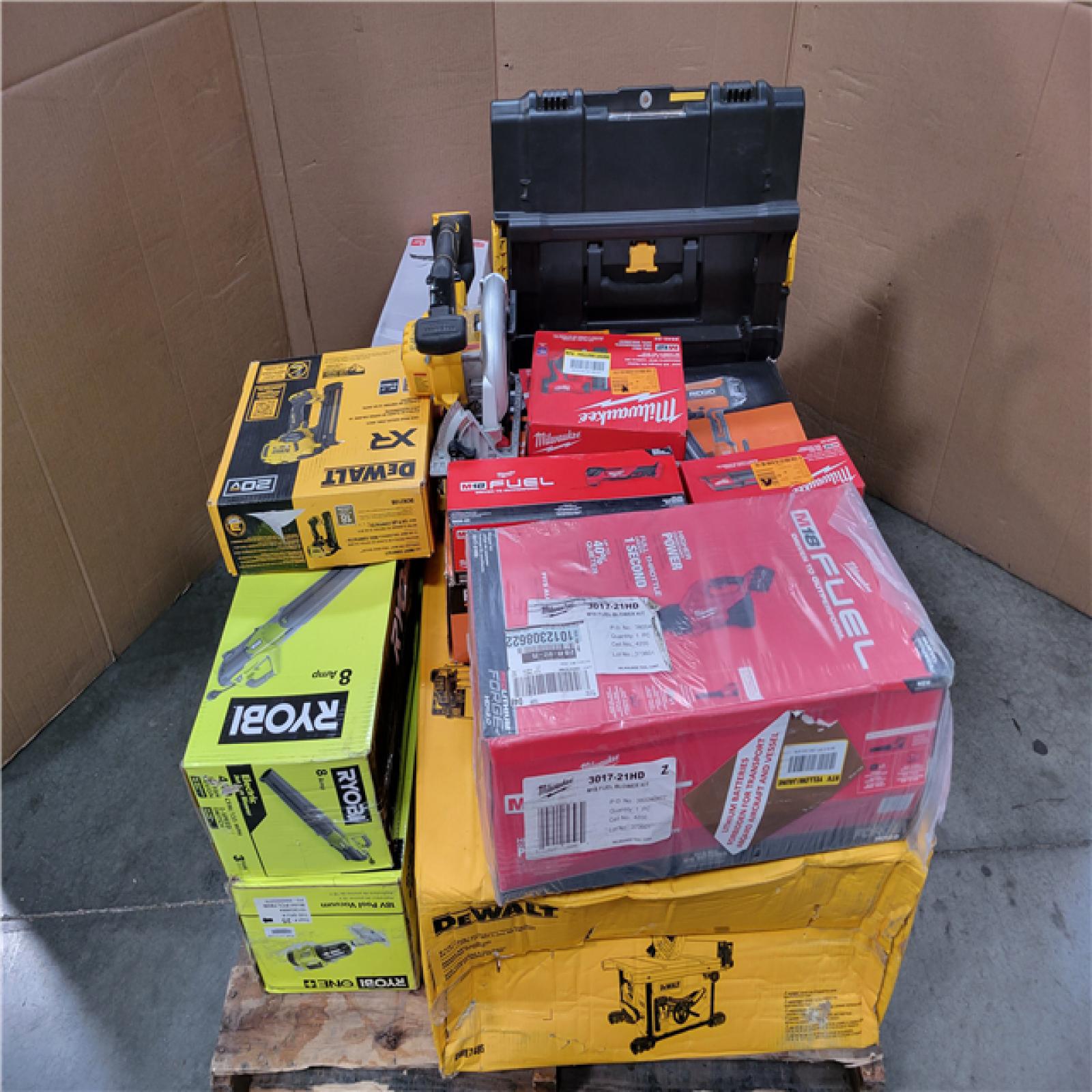 CALIFORNIA AS-IS TOOL PALLET