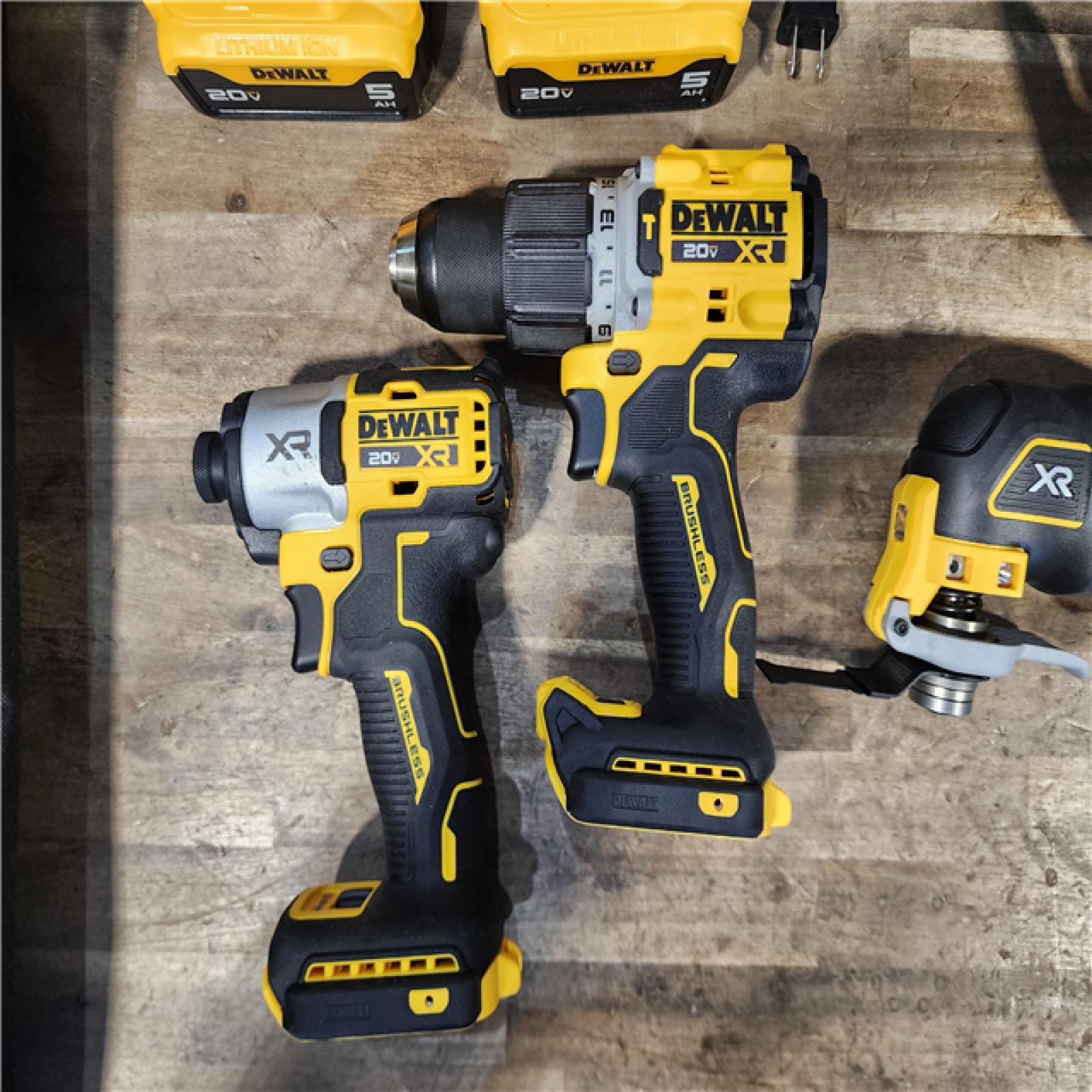 HOUSTON LOCATION - AS-IS DEWALT 20-Volt XR Lithium-Ion 6-Tool Cordless Combo Kit with (2) 5.0 Ah Battery Packs and Charger